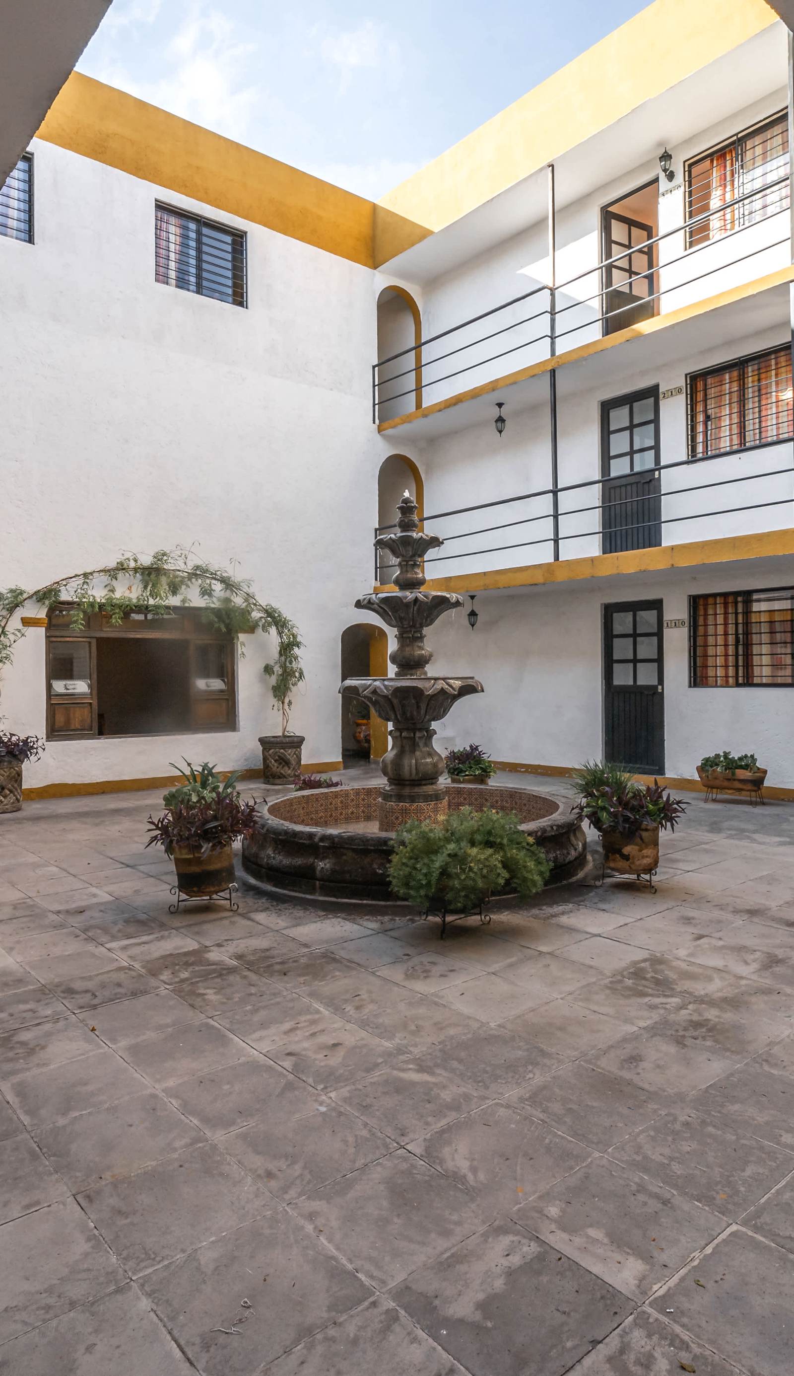Hotel Meson de Isabel