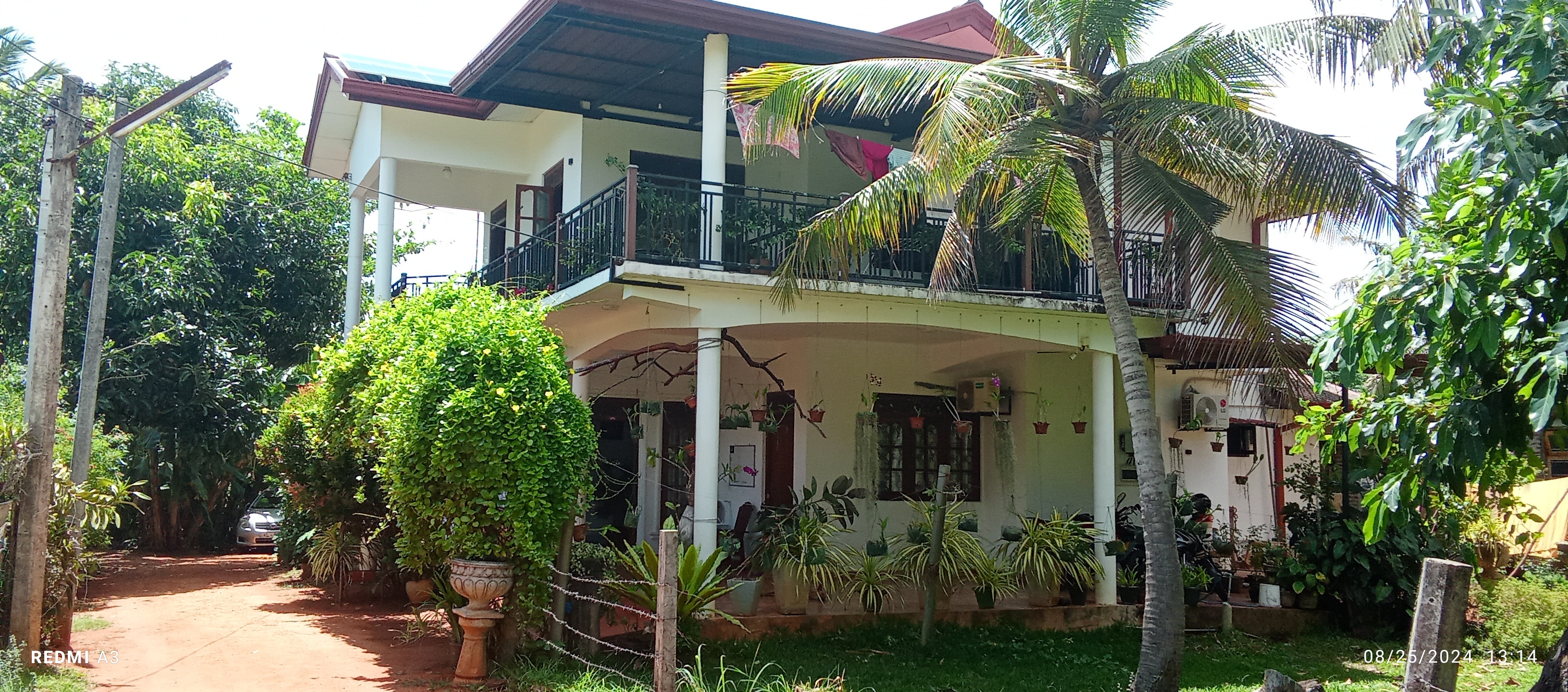 Diyawara Home Stay