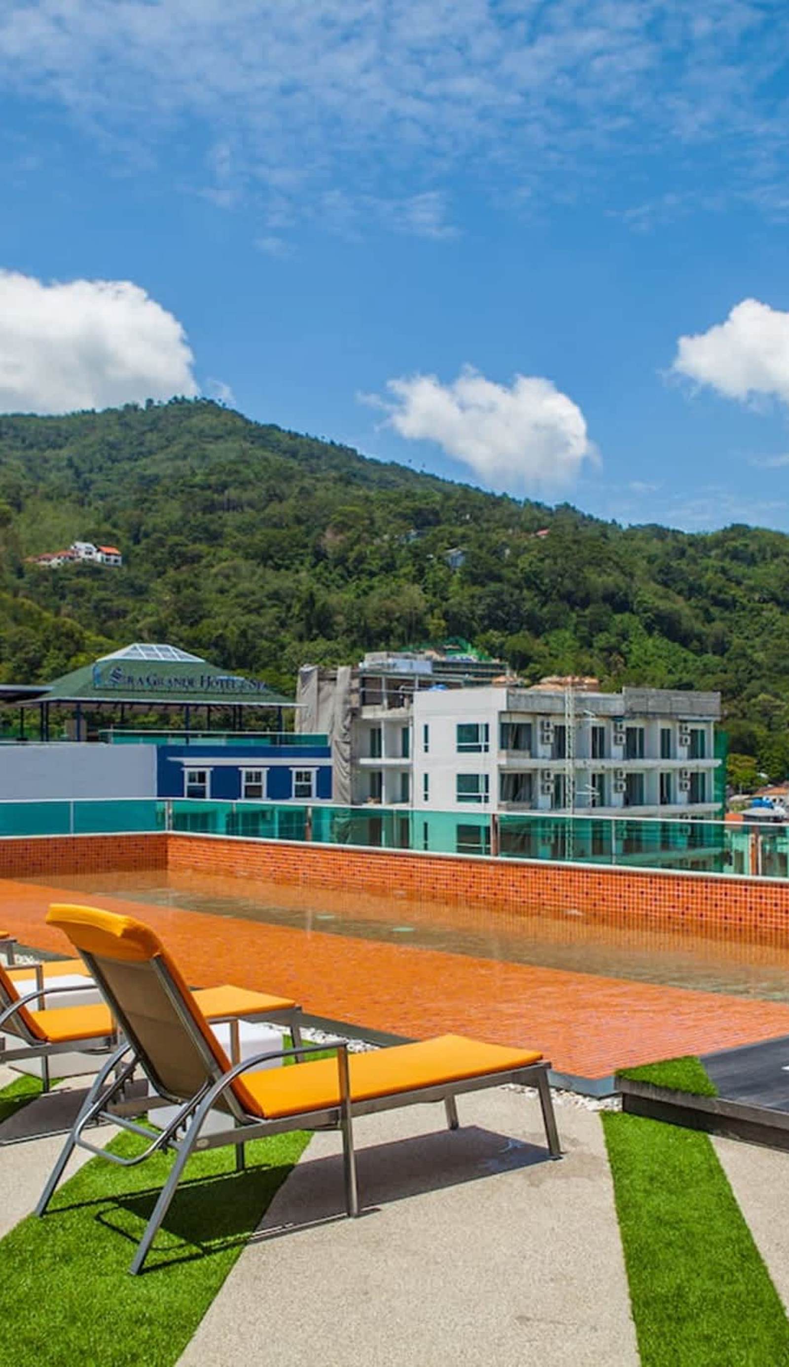 The Crib Patong
