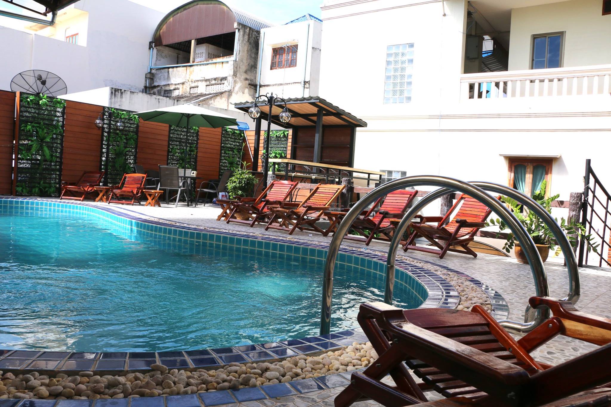 Mali Namphu Swimming Pool