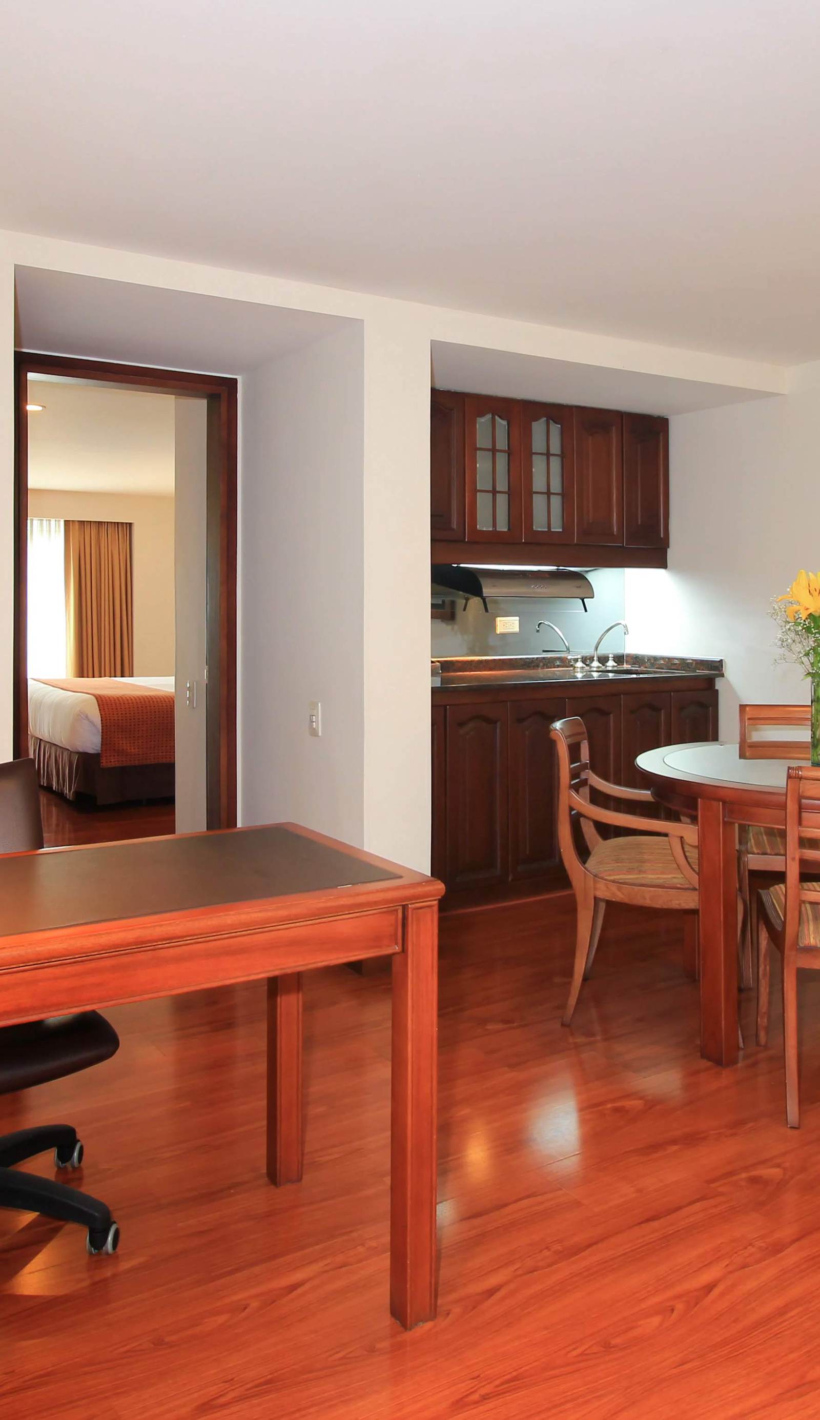 Hotel Windsor House By GEH Suites