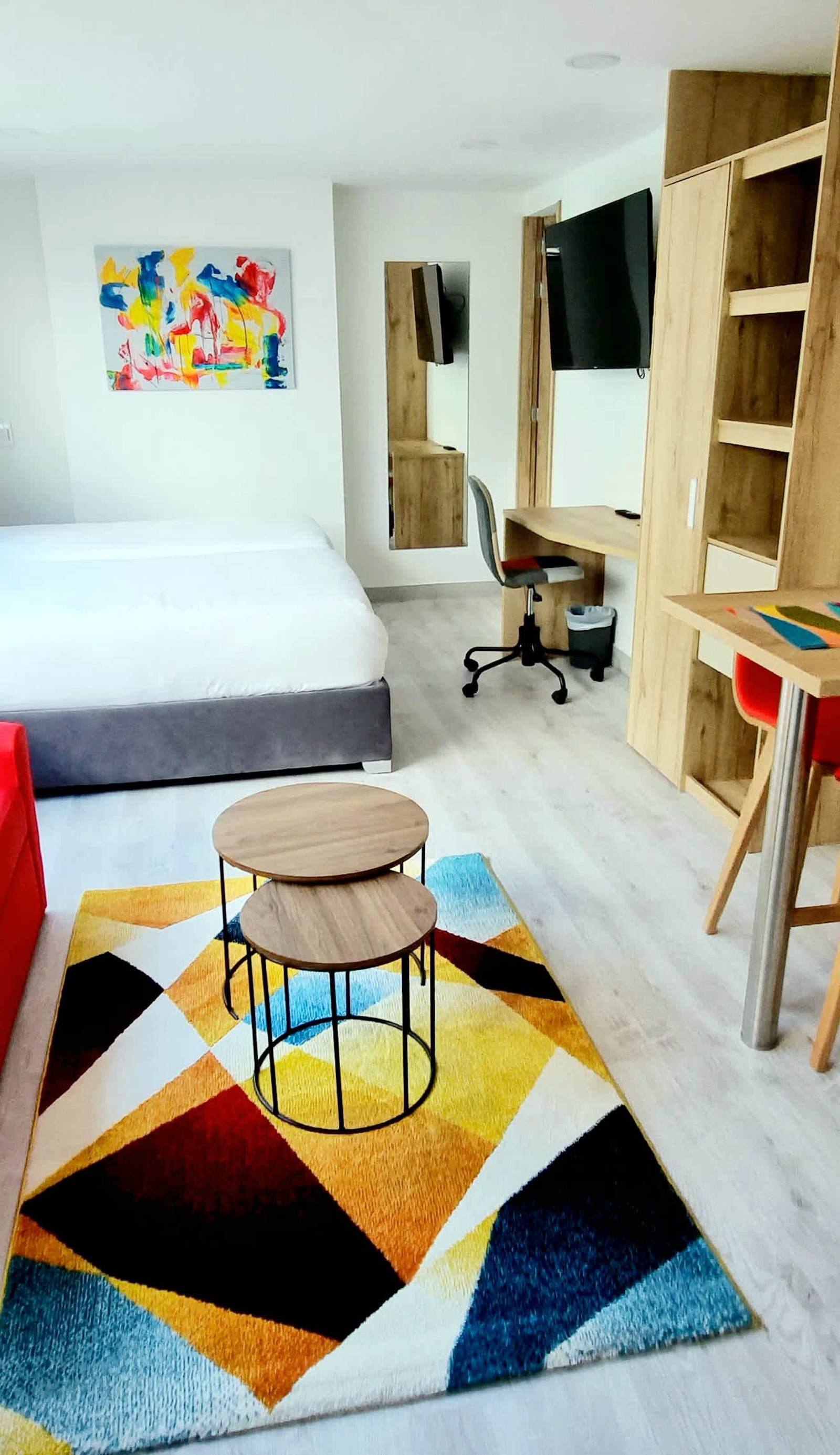 Toscana Loft Apartasuites