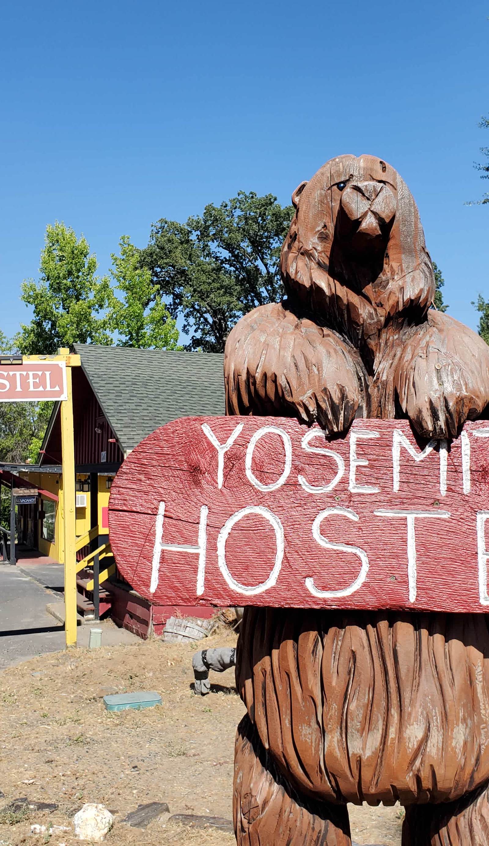 Yosemite International Hostel