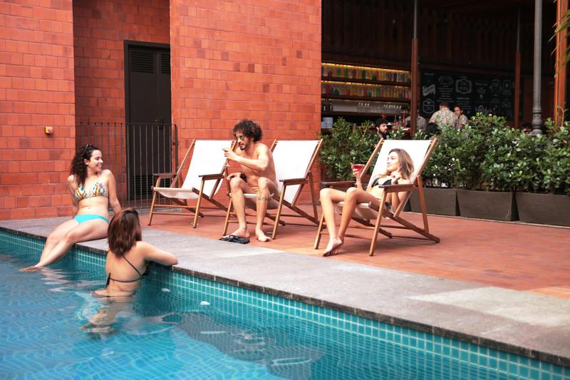 Villa 25 - Hostel & Suites