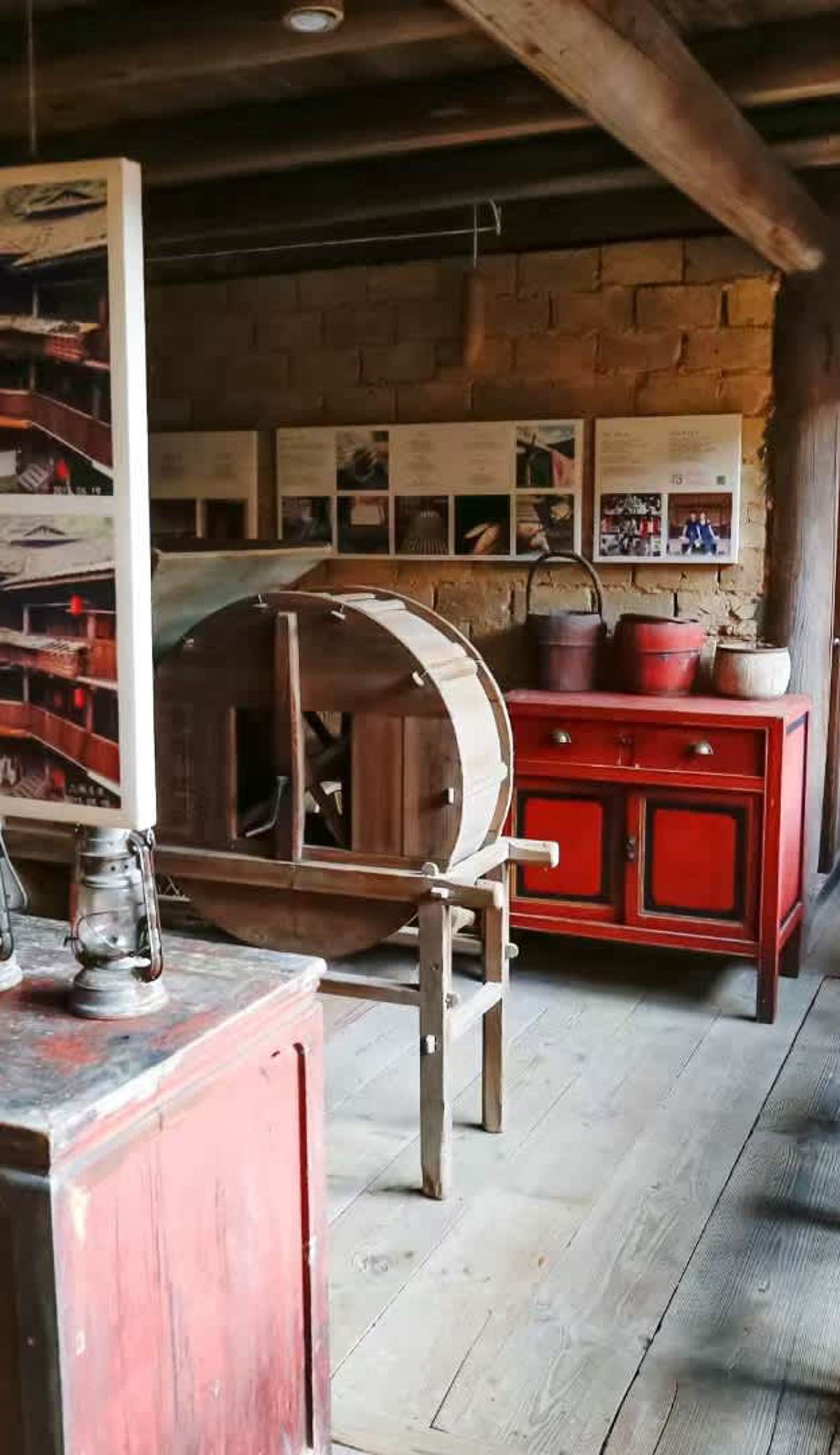 Tulou Herongzhuang Inn