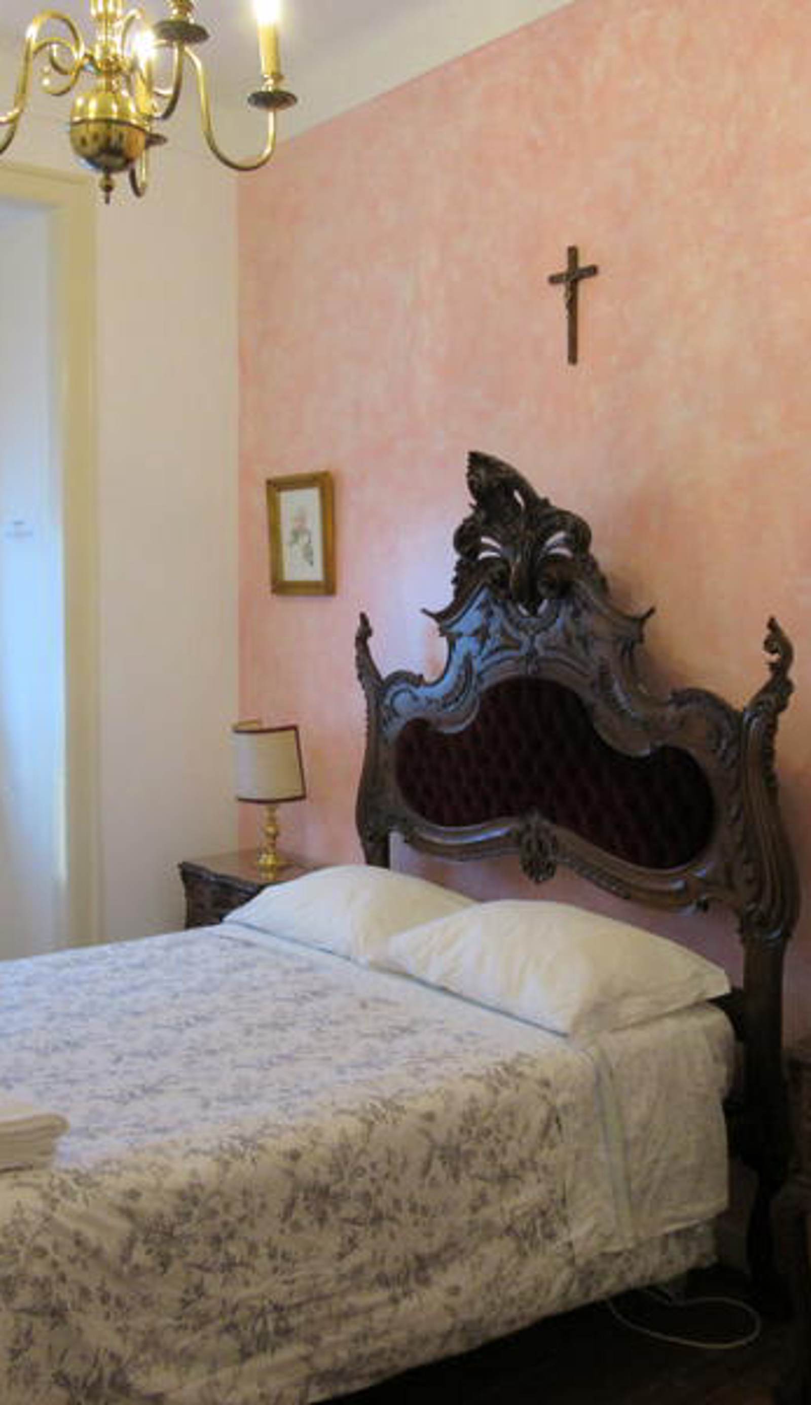 Family Macedo's Bed & Breakfast