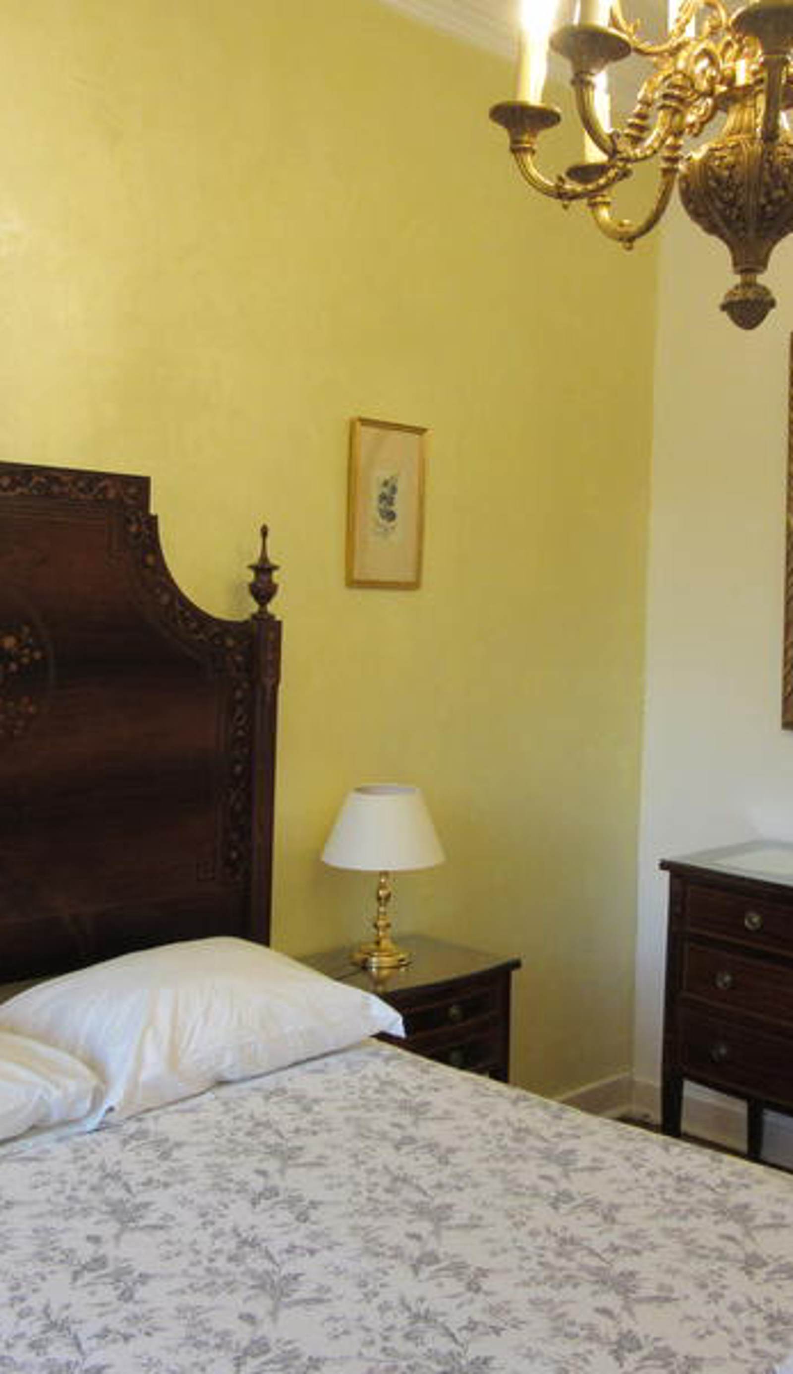 Family Macedo's Bed & Breakfast