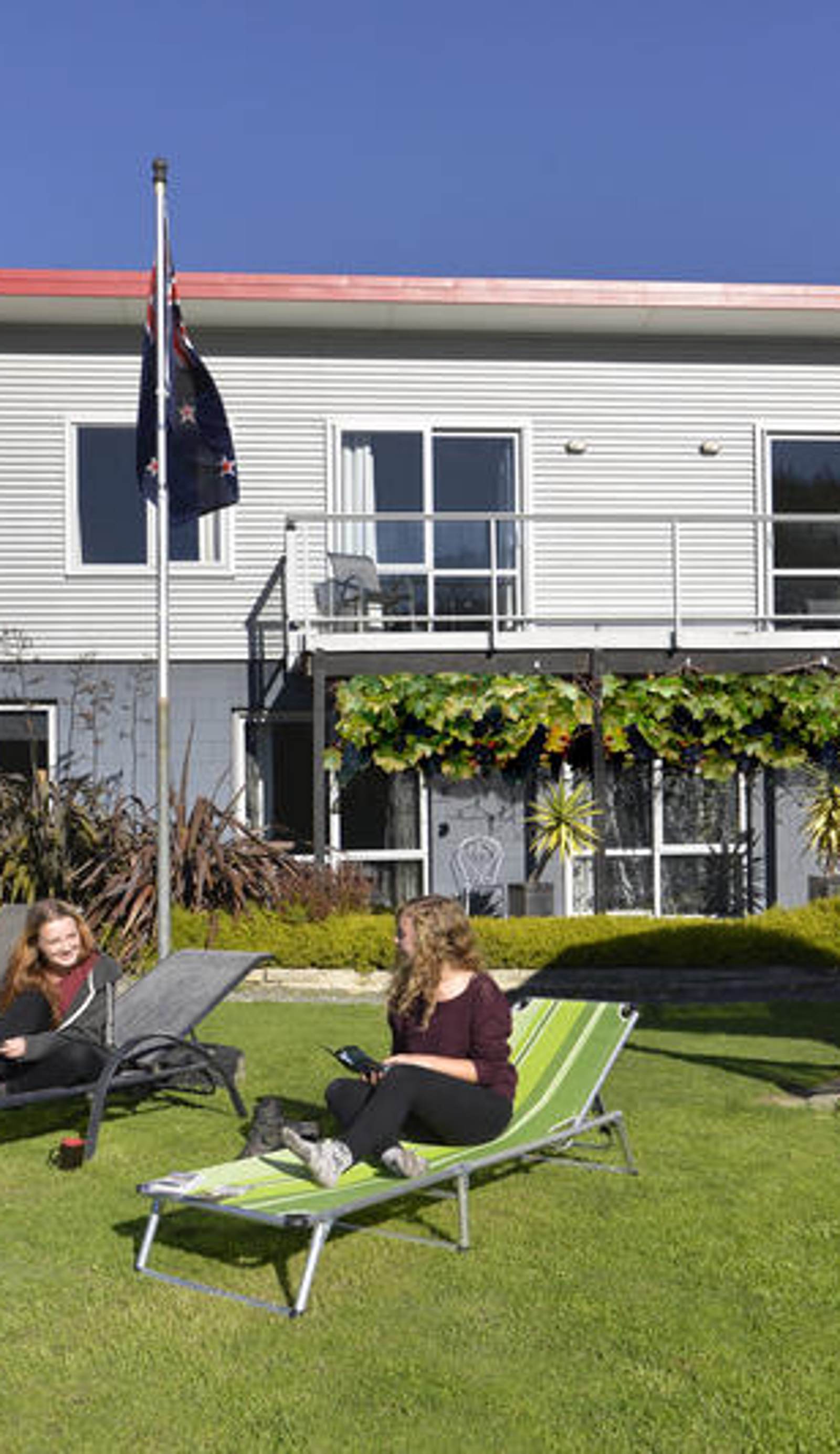 Tombstone Motel, Lodge & Backpackers