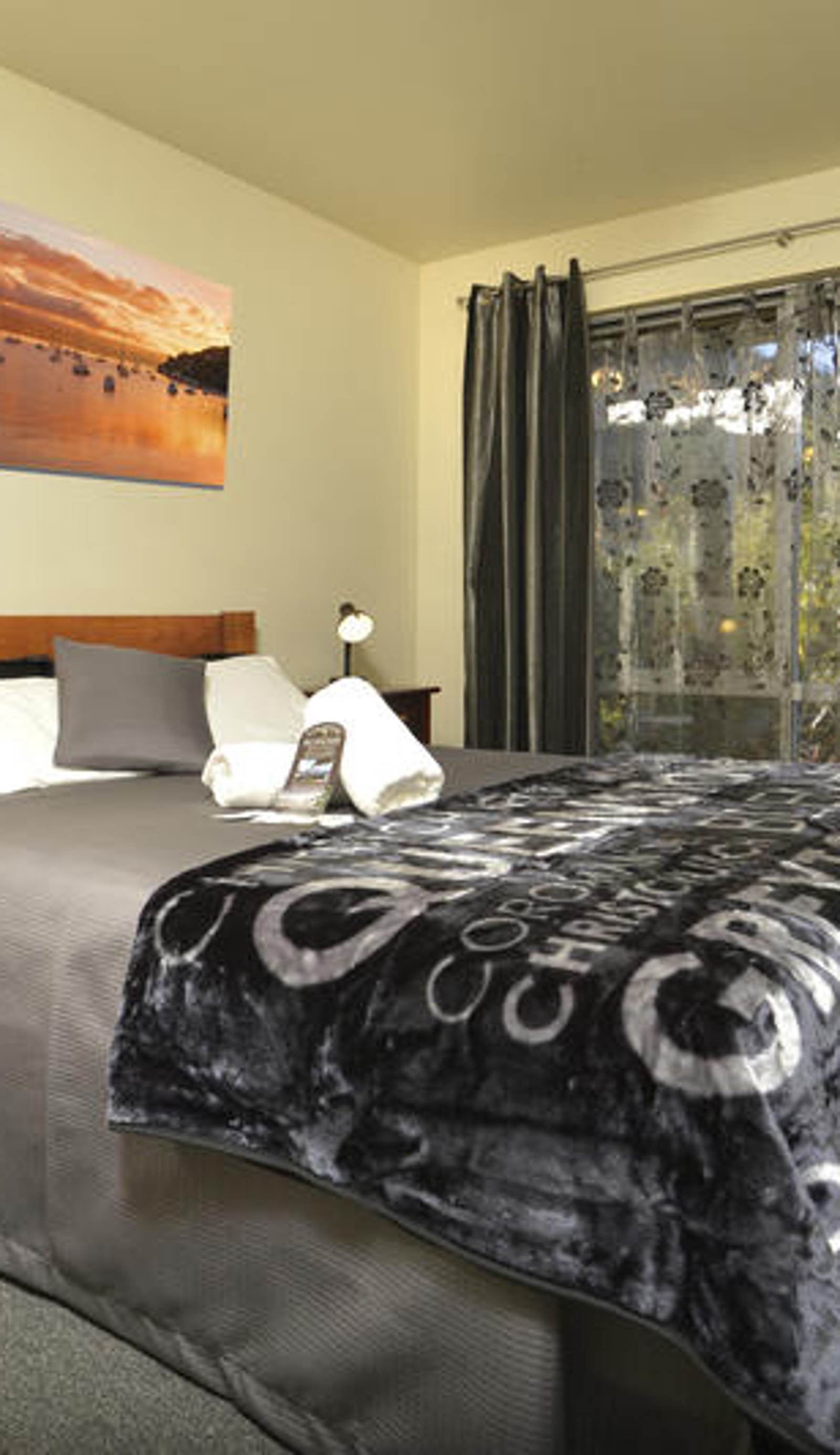 Tombstone Motel, Lodge & Backpackers