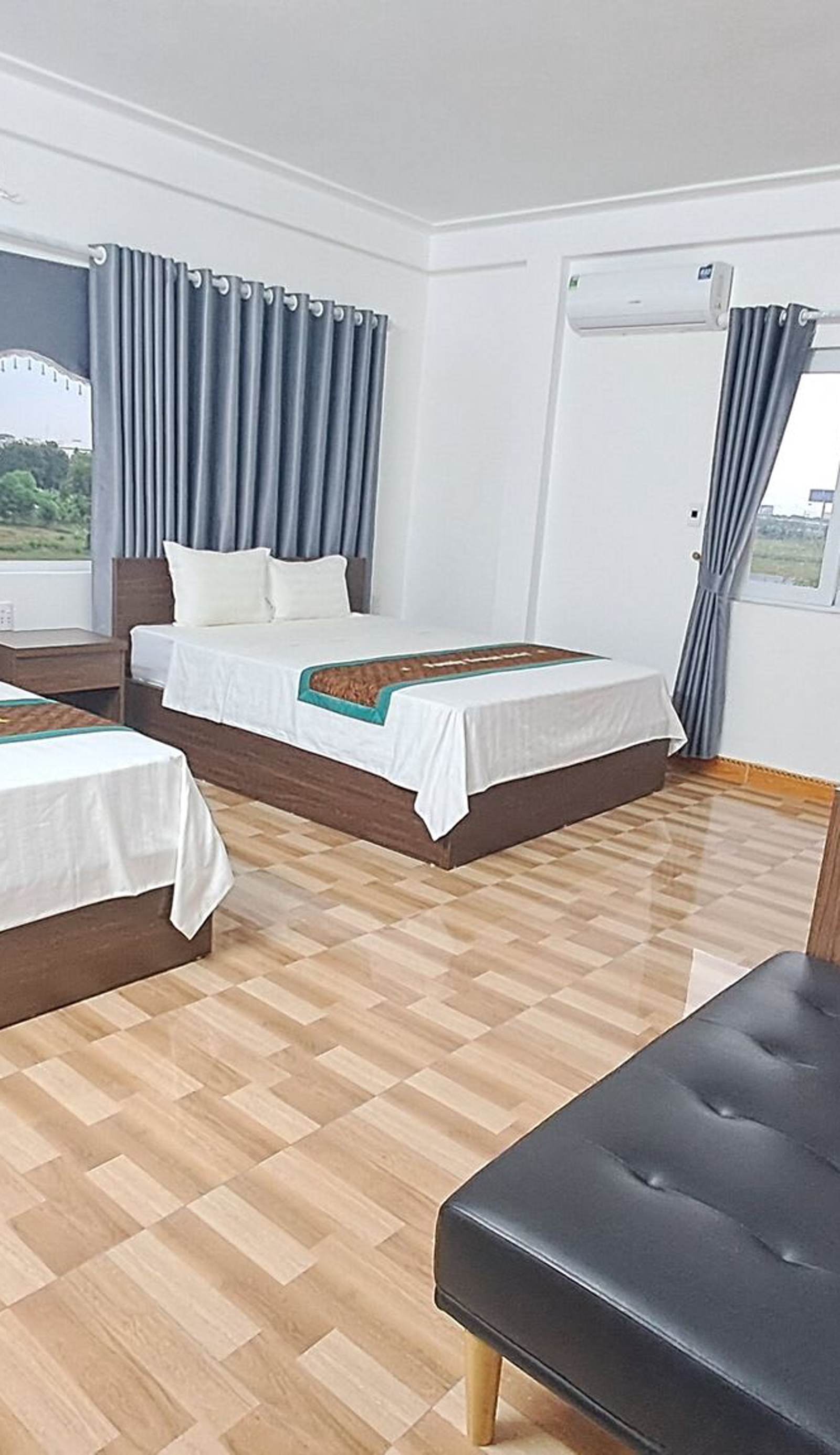 Family Transit Hostel