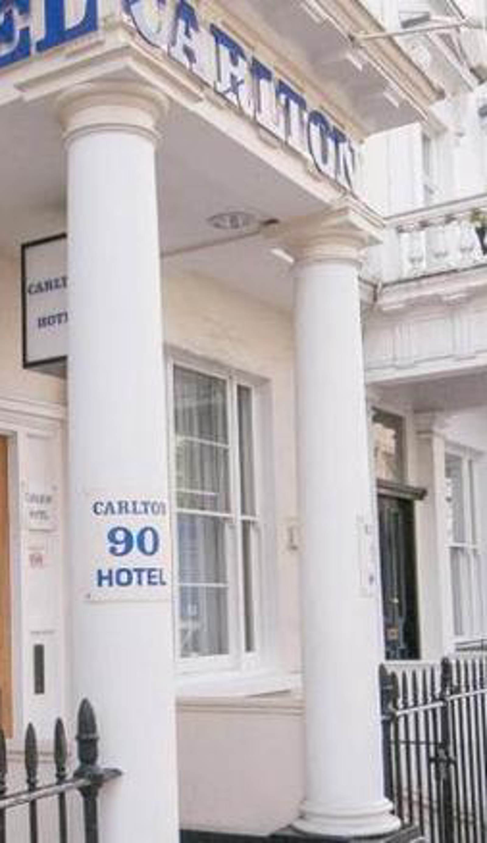 City Hotel Carlton