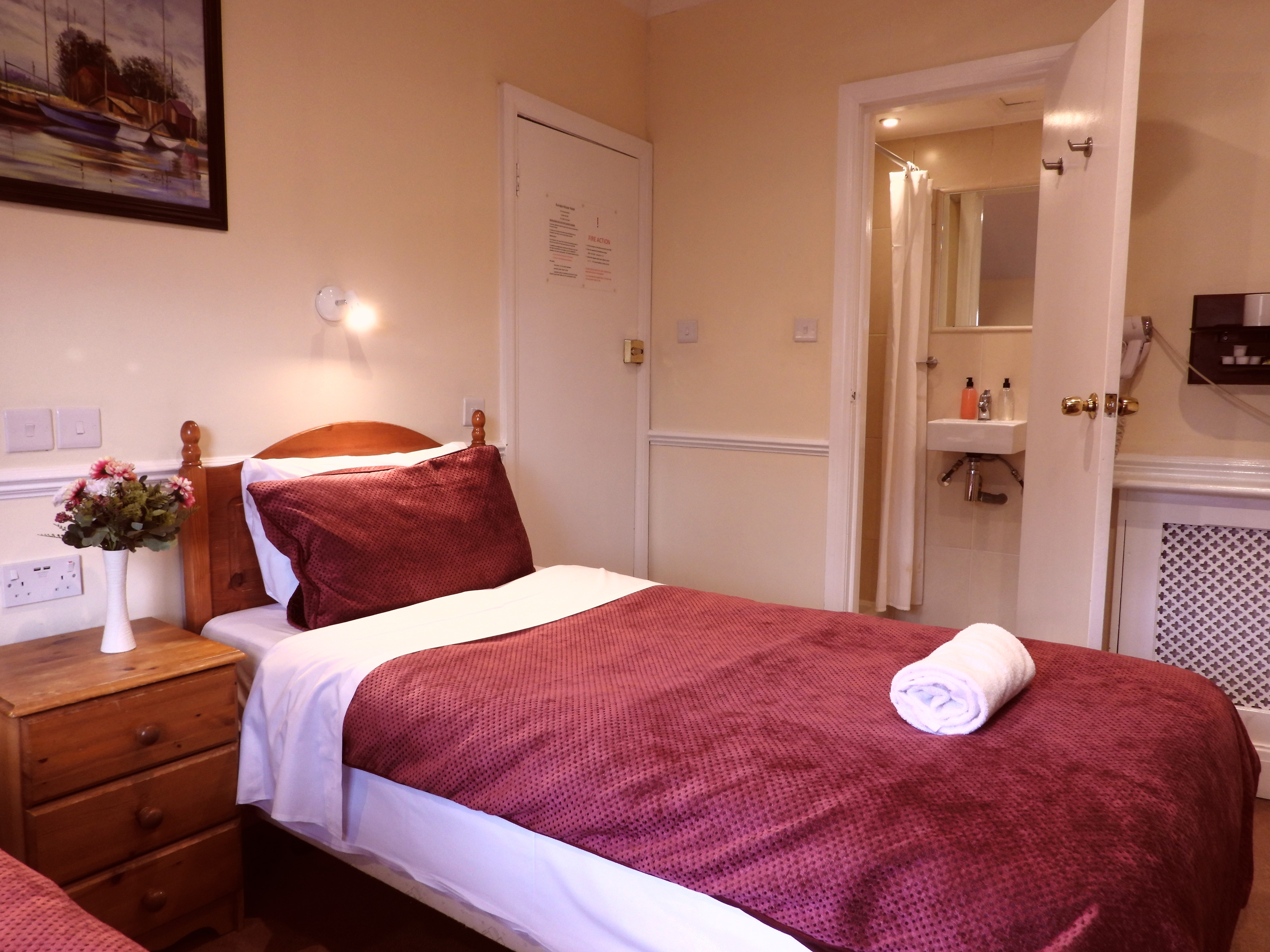 Europa House Hotel