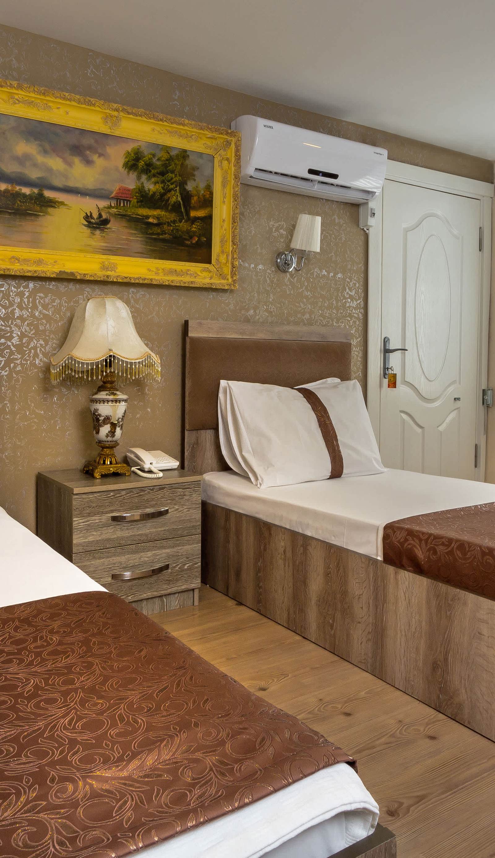 Carvan Hotel