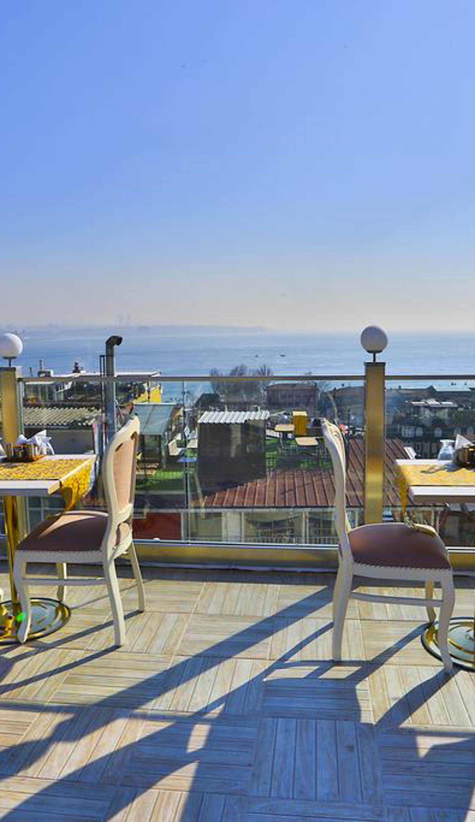 Nayla Palace Hotel