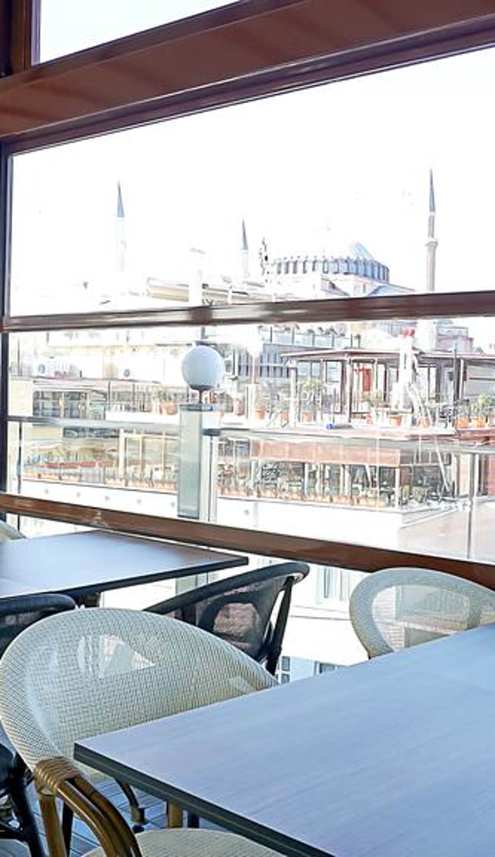 Nayla Palace Hotel