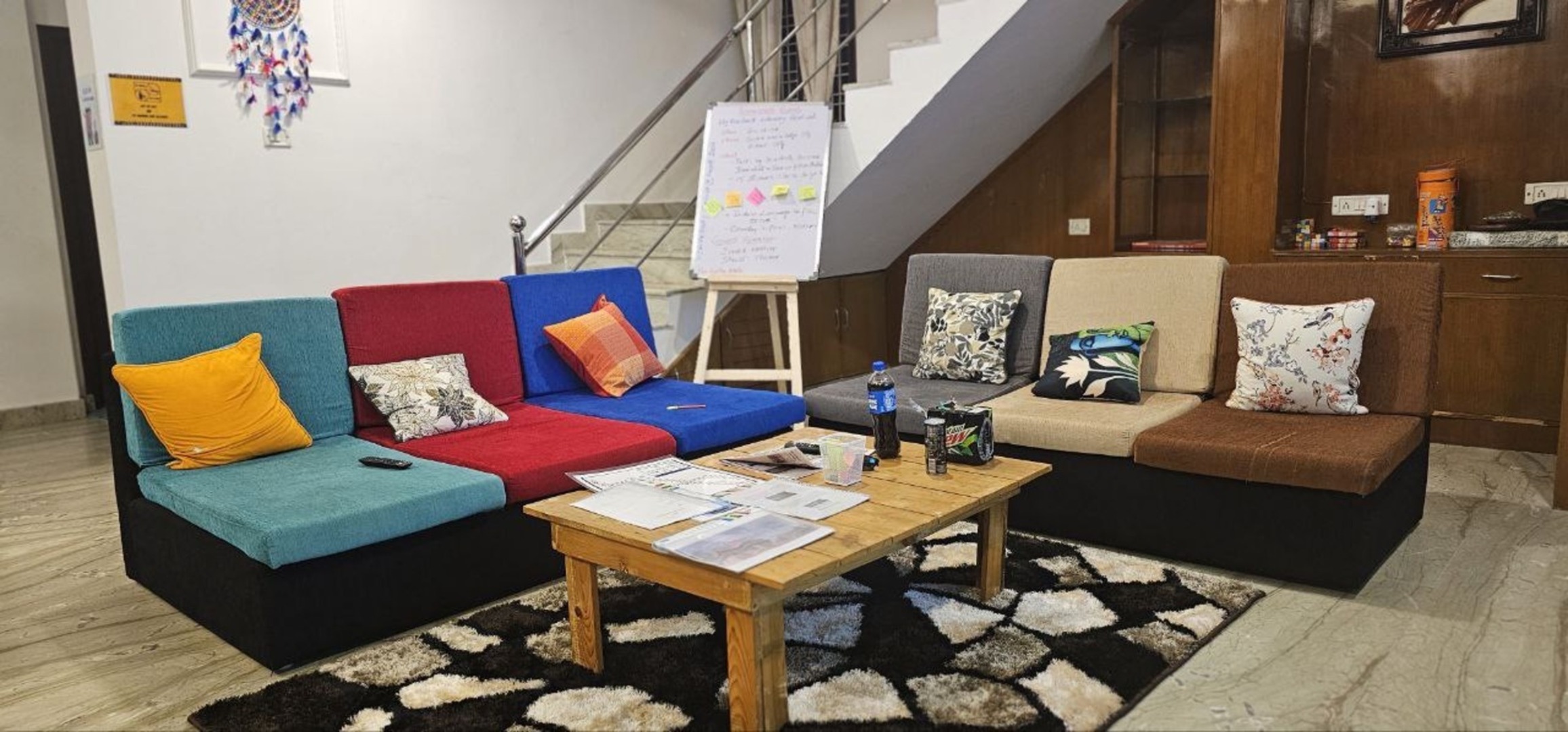 Bonjour Travellers Hostel