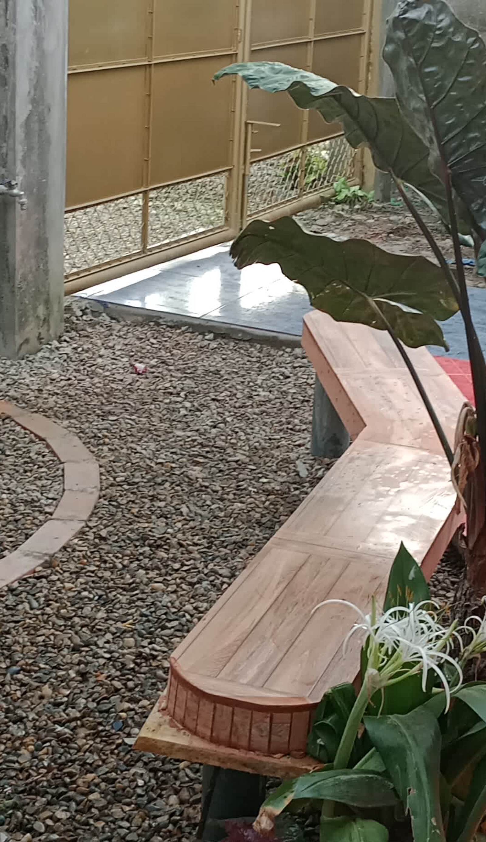 Koryares Househostel Tambopata