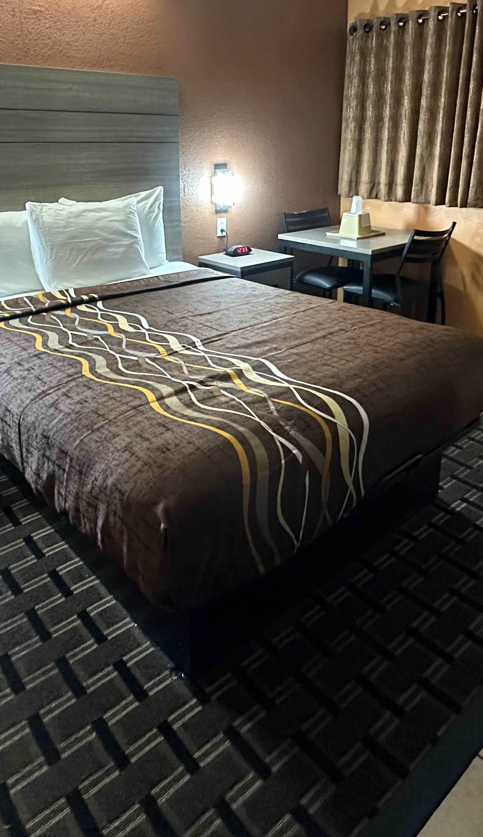 New Corral Motel