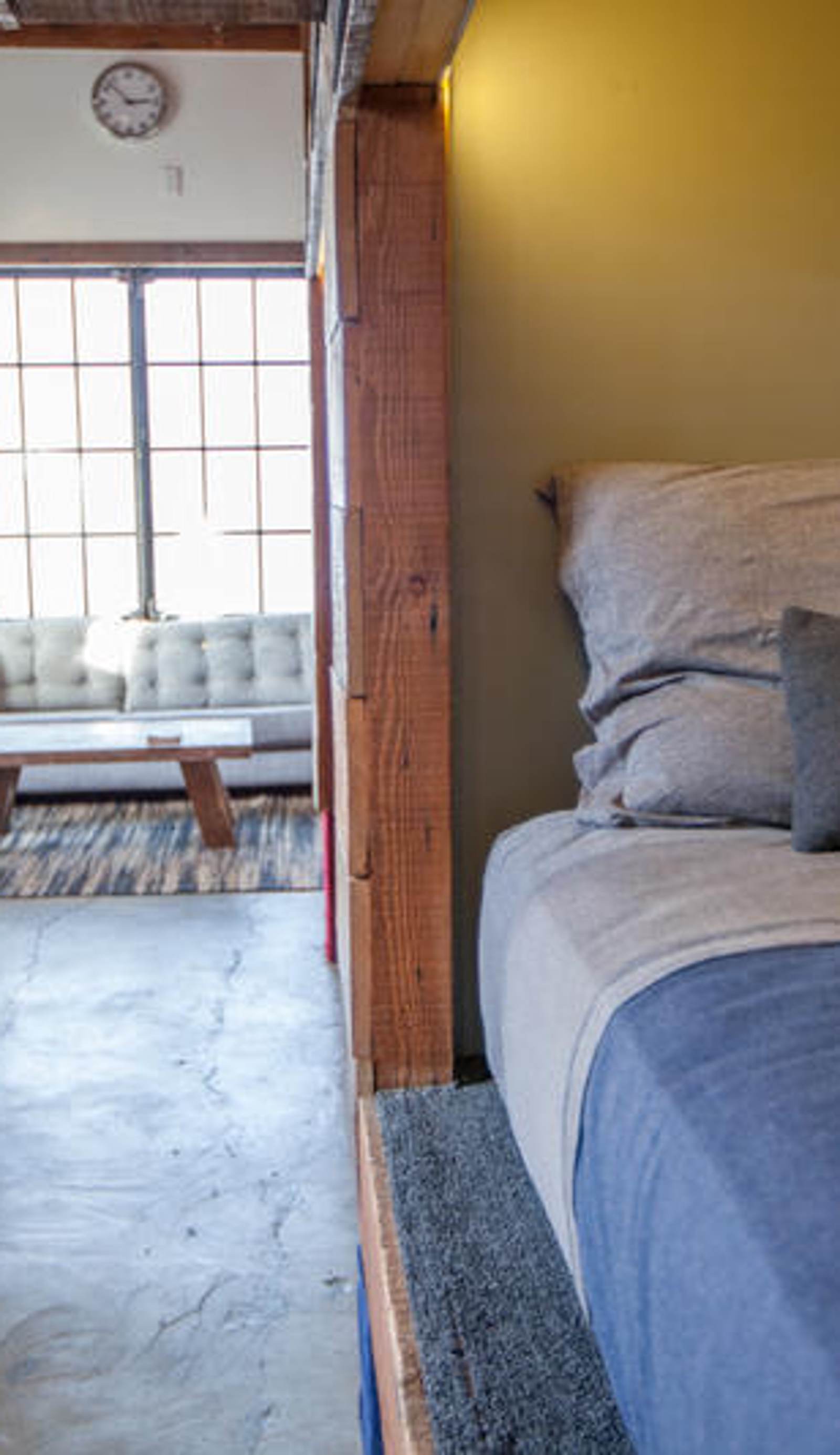Podshare East Hollywood