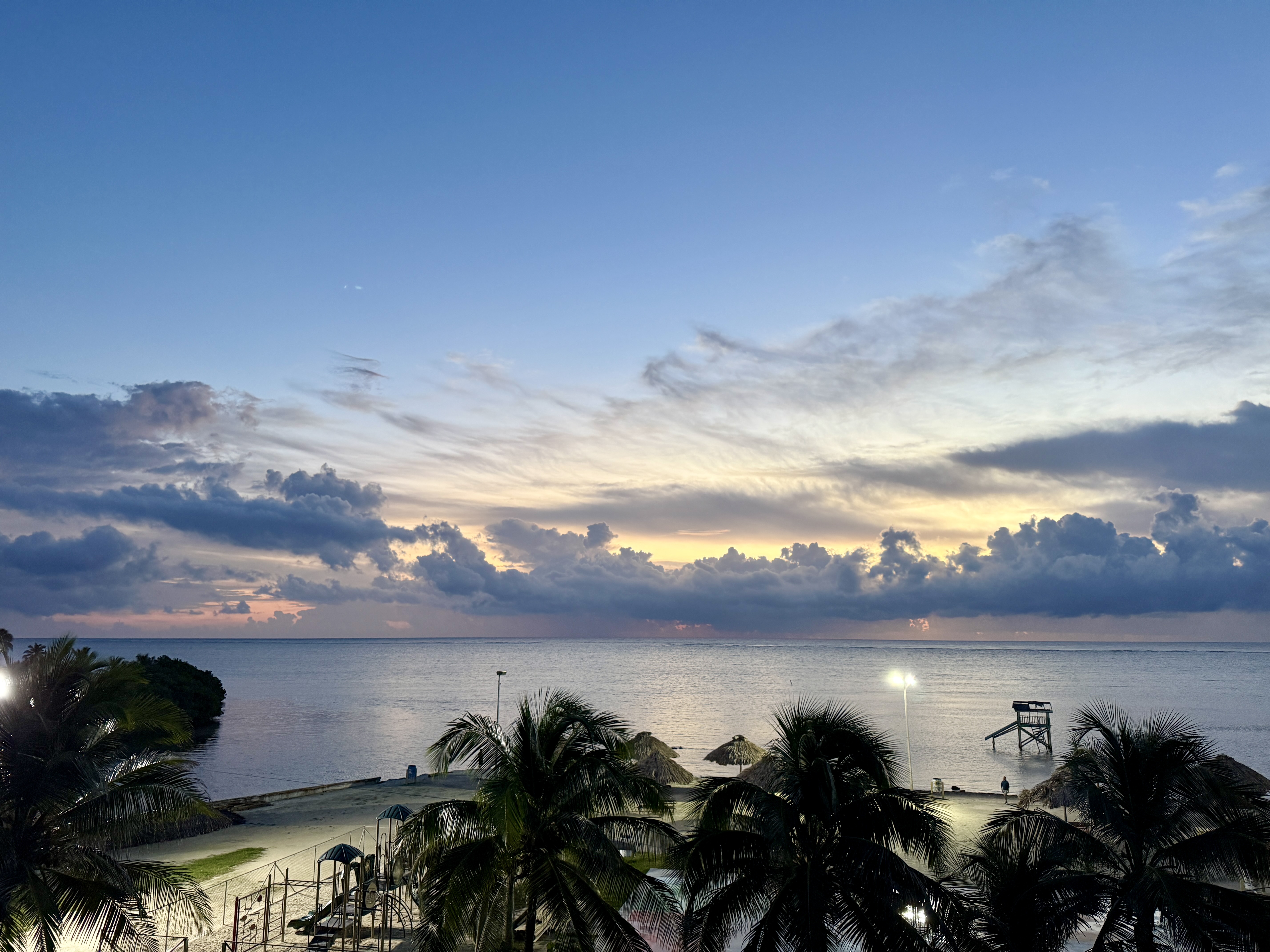 Hotel Royal Blue & Golf Cart Rental