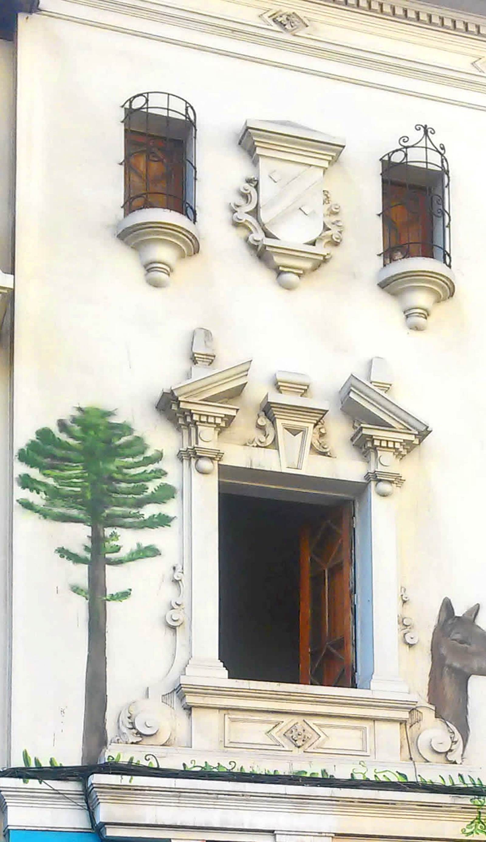 Hostal Irreal