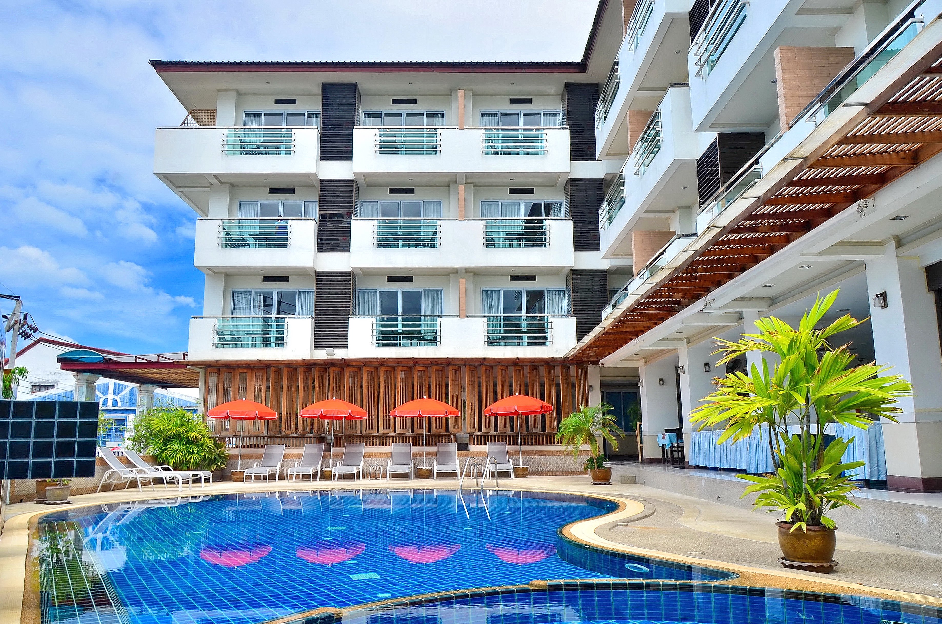 First Residence Hotel