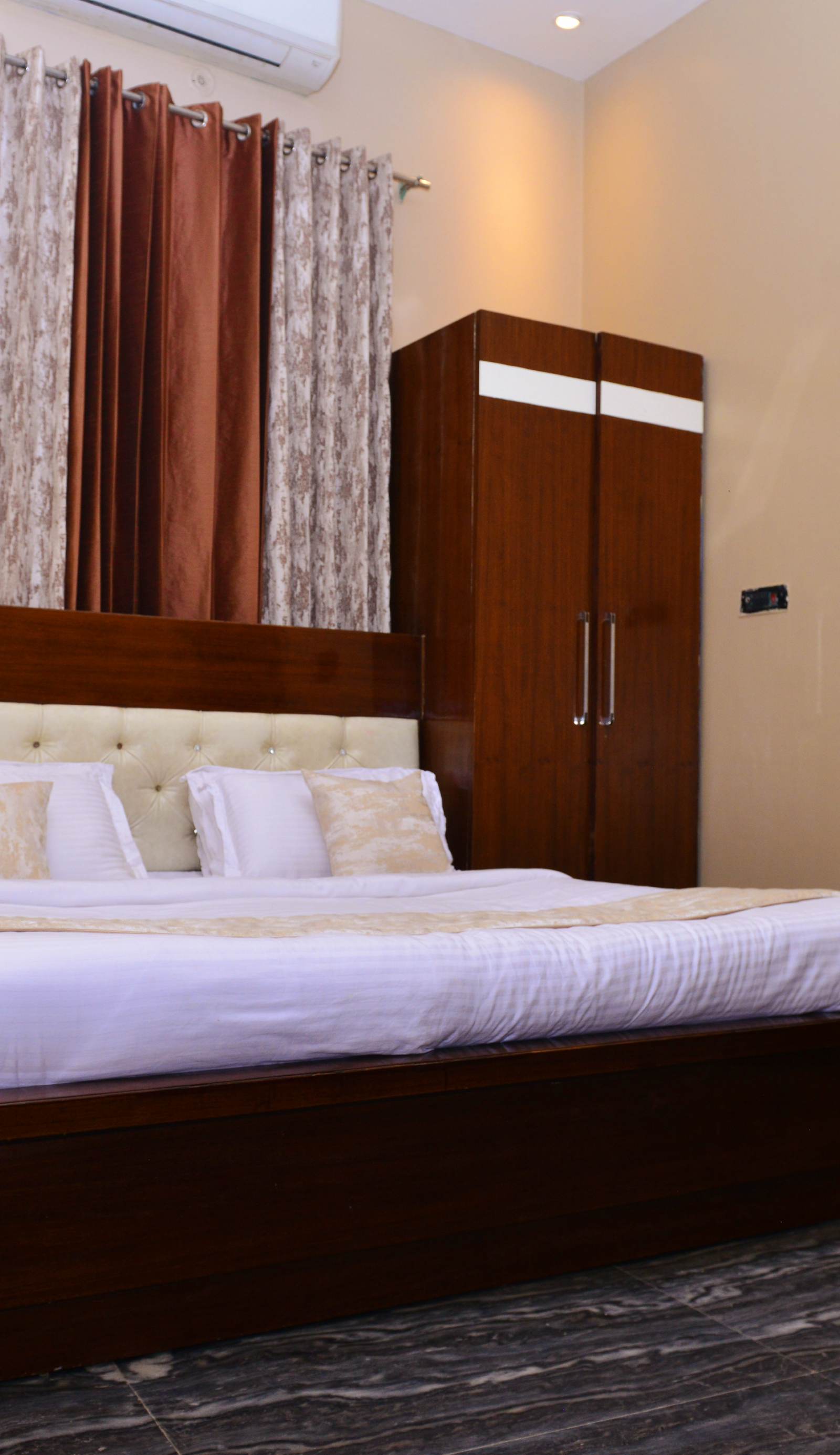 Hotel Signature Villa
