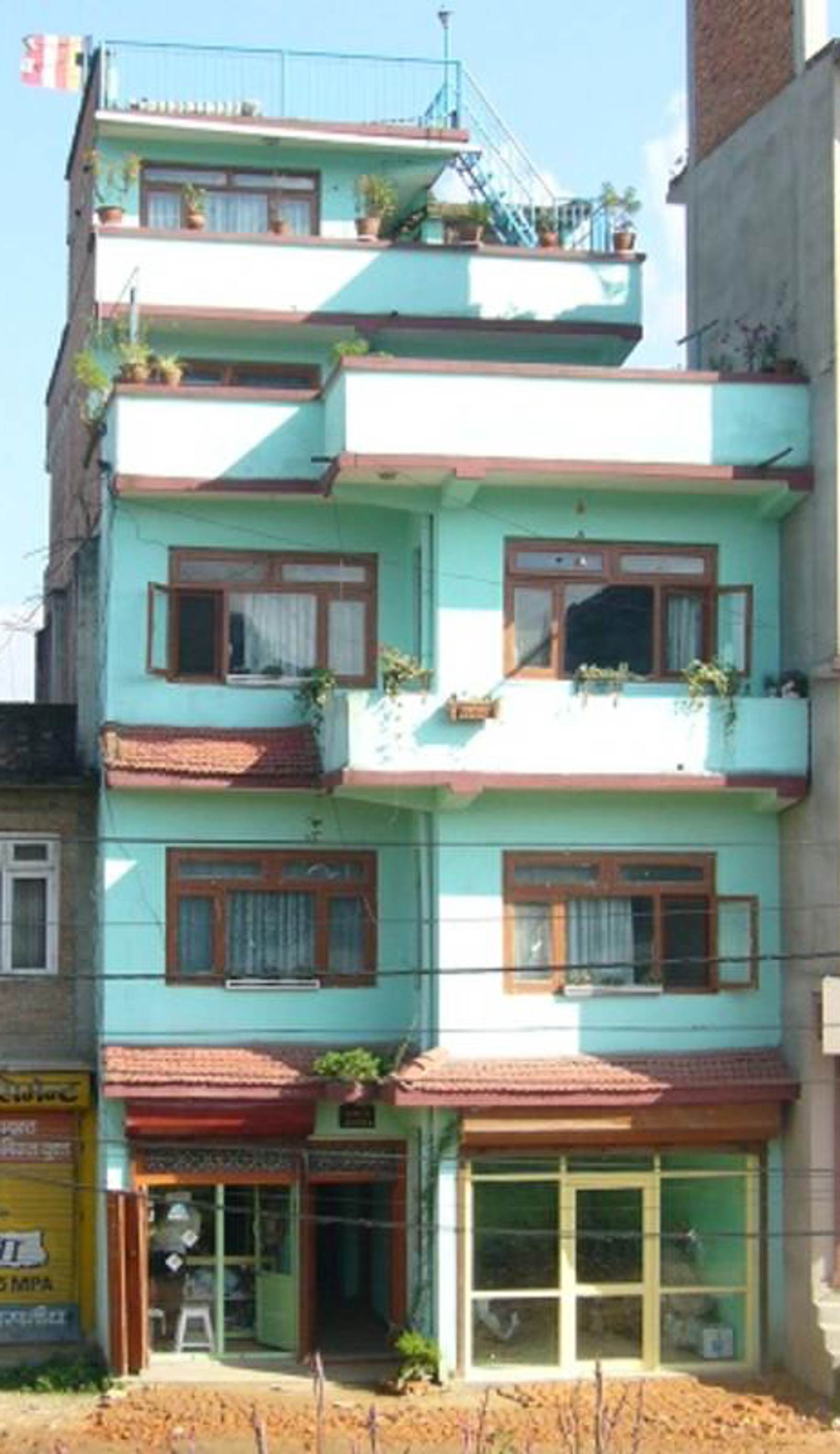 Sanus House