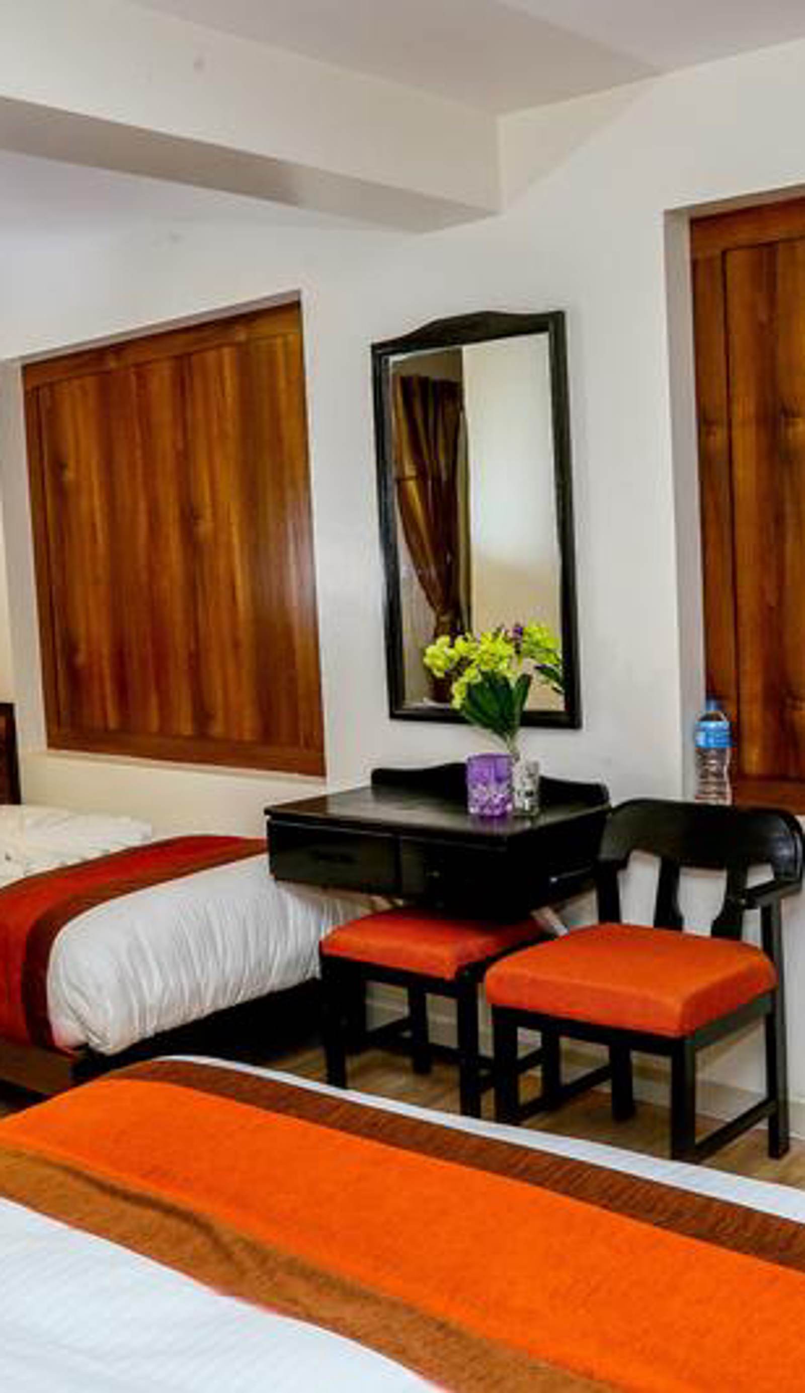Hotel Himalayan Oasis