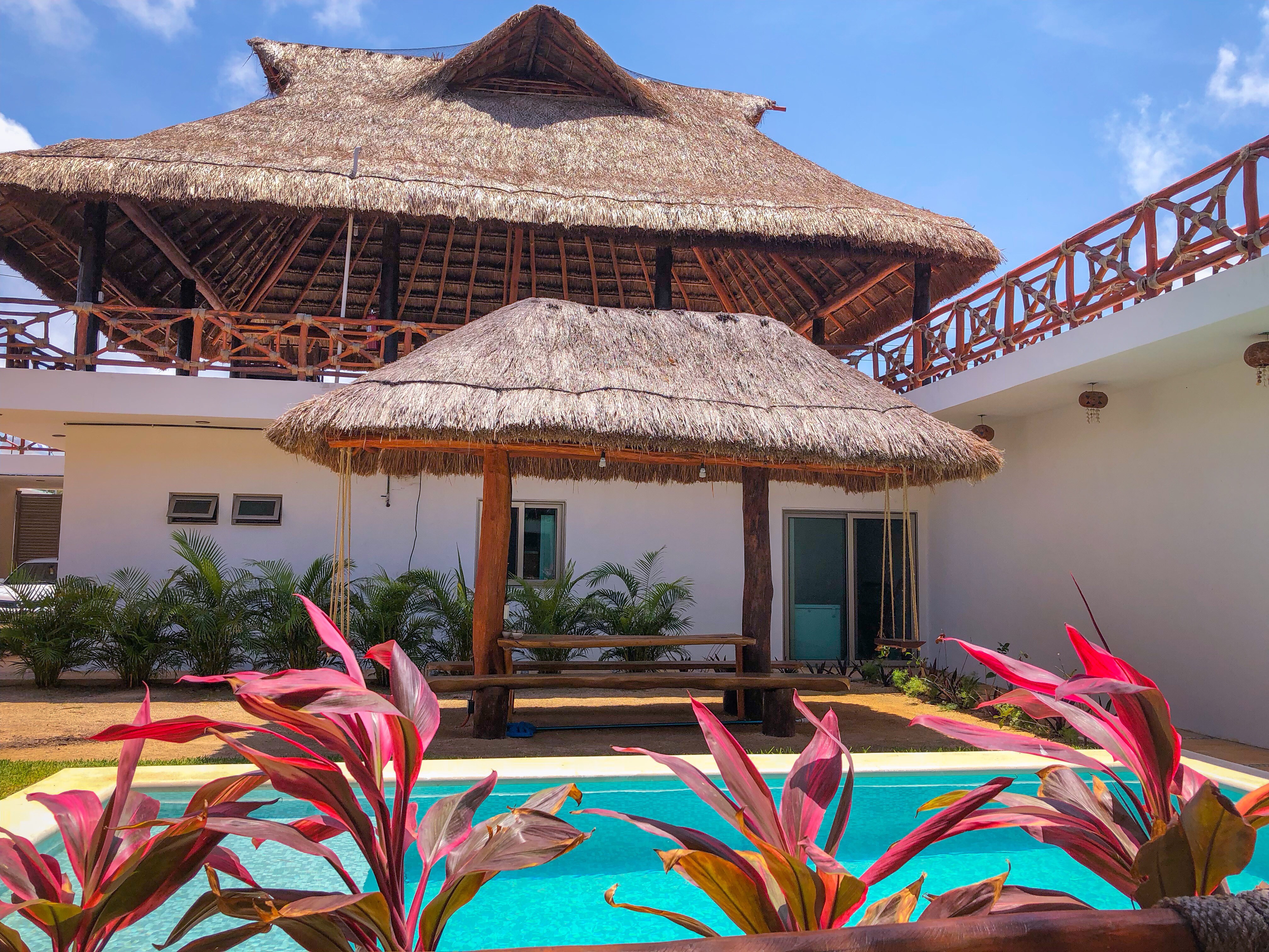 Hotel Hacienda Dos Ojos