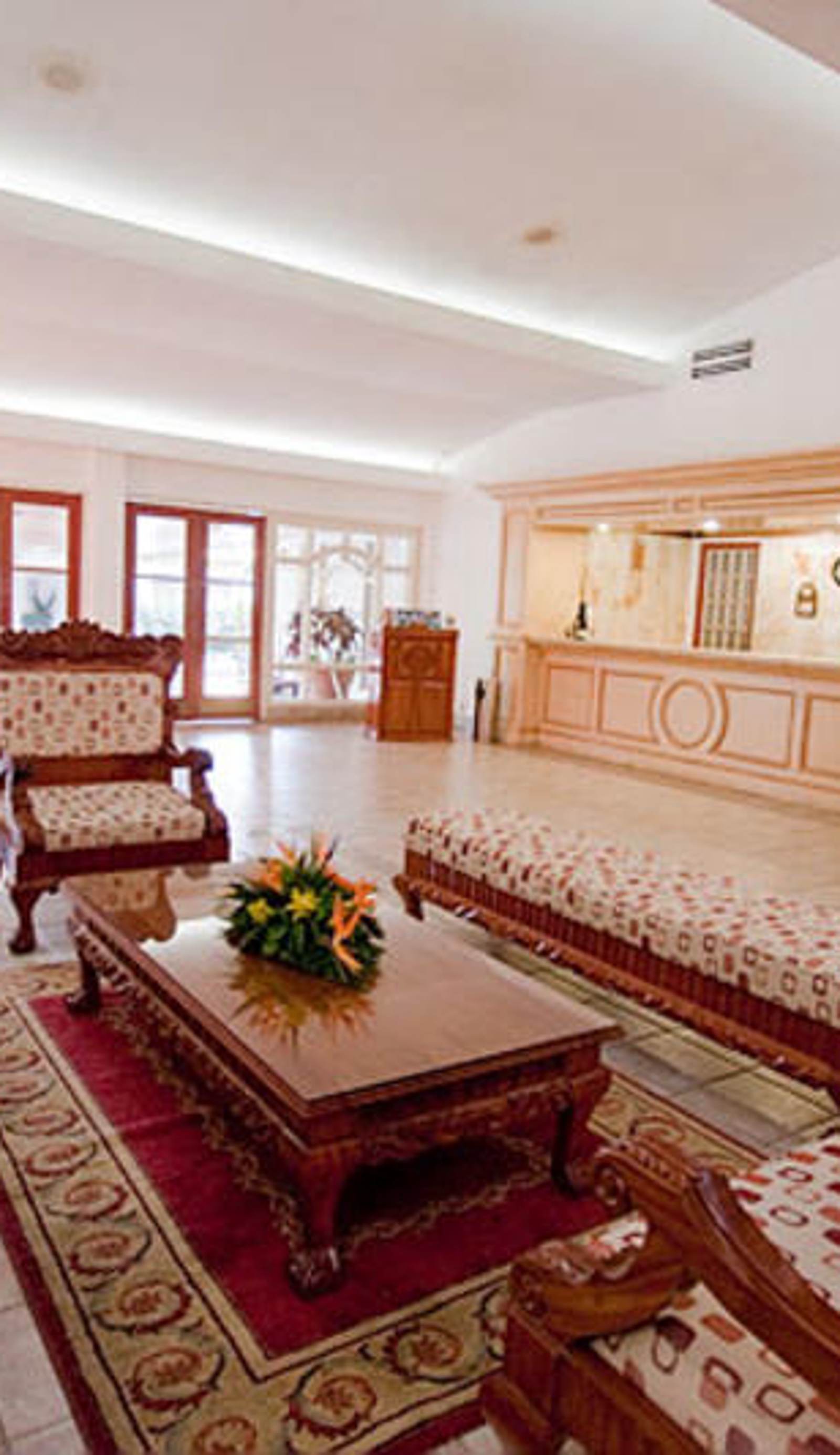 Hotel Camino Real