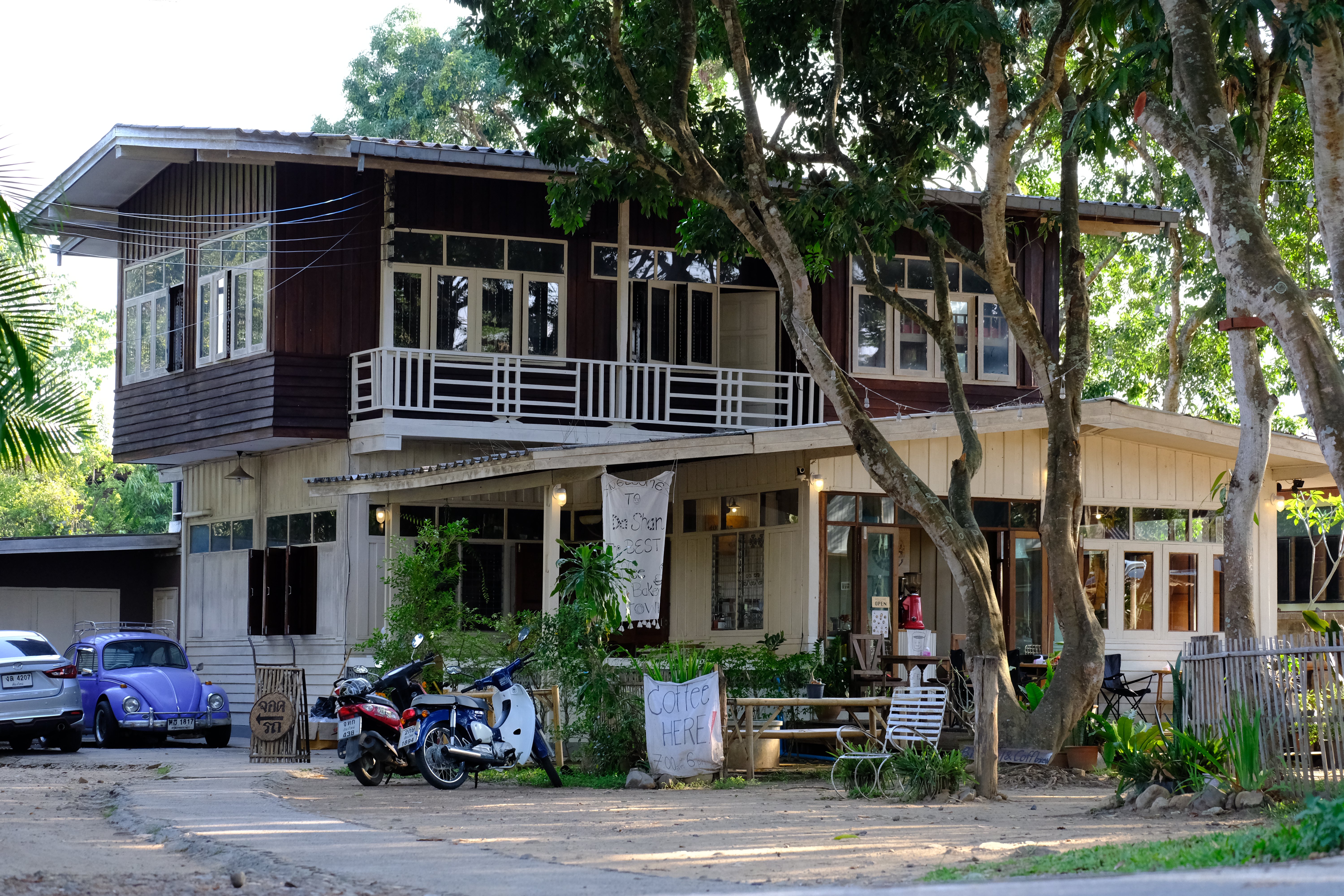 Yor Song Hostel