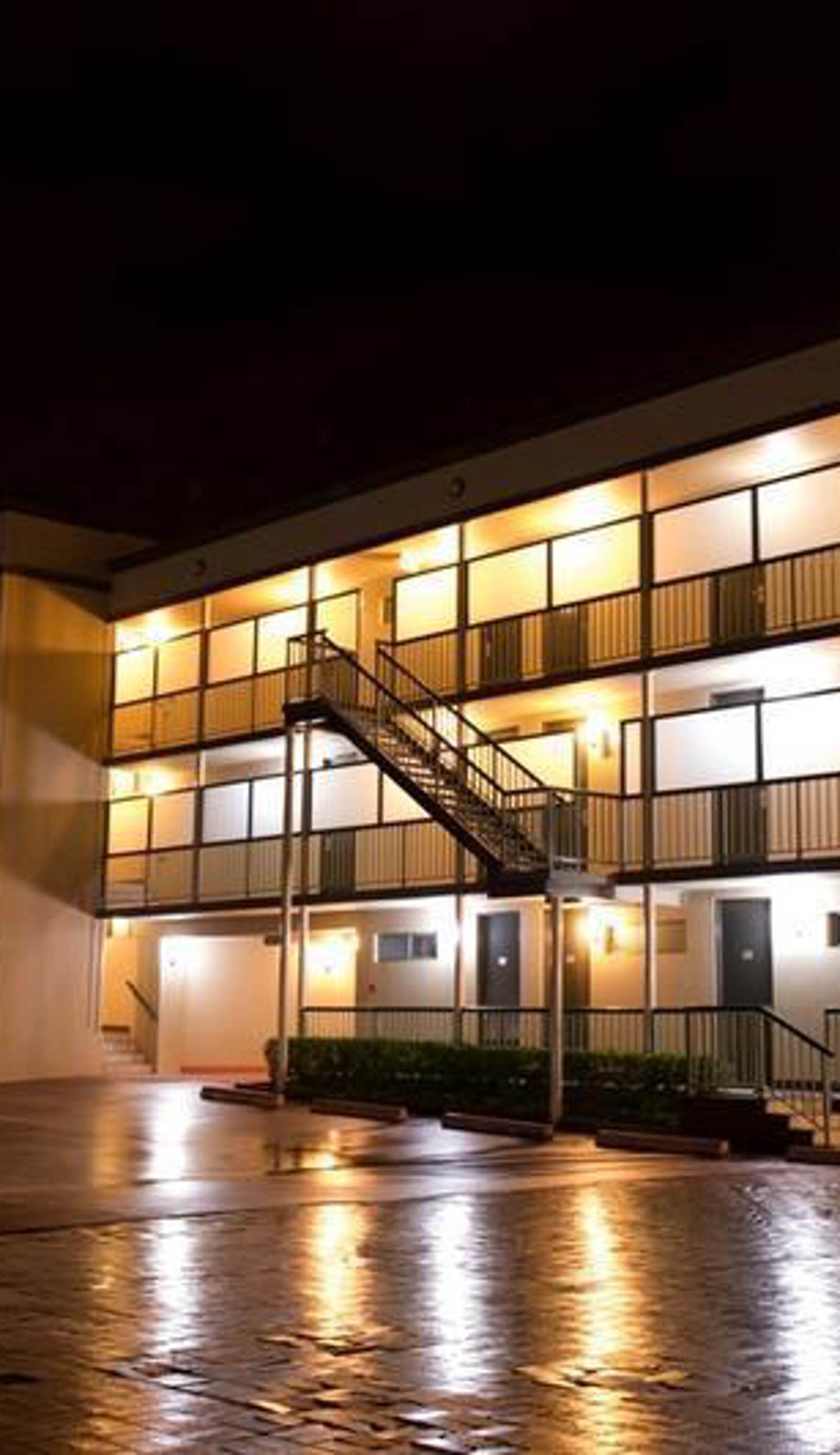 Waverley International Hotel