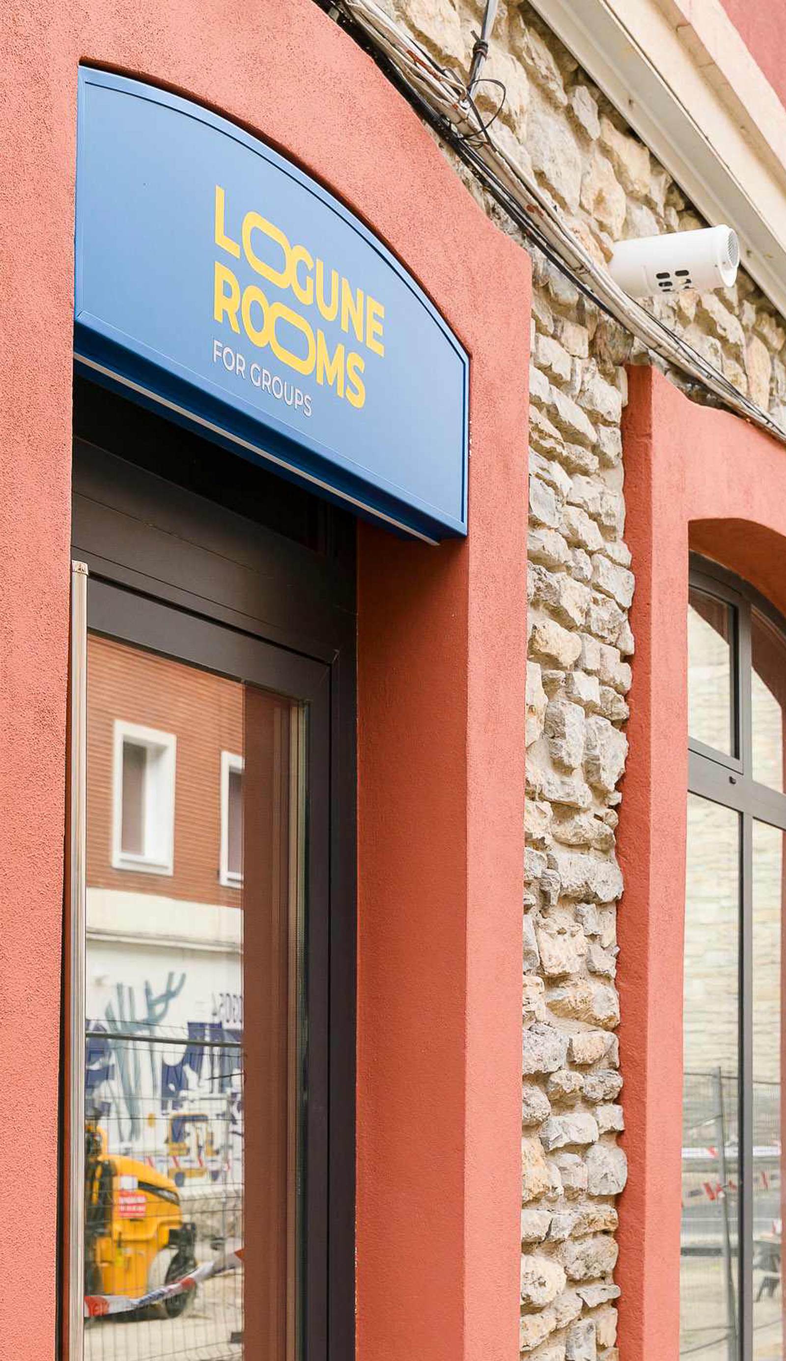 Logune Rooms