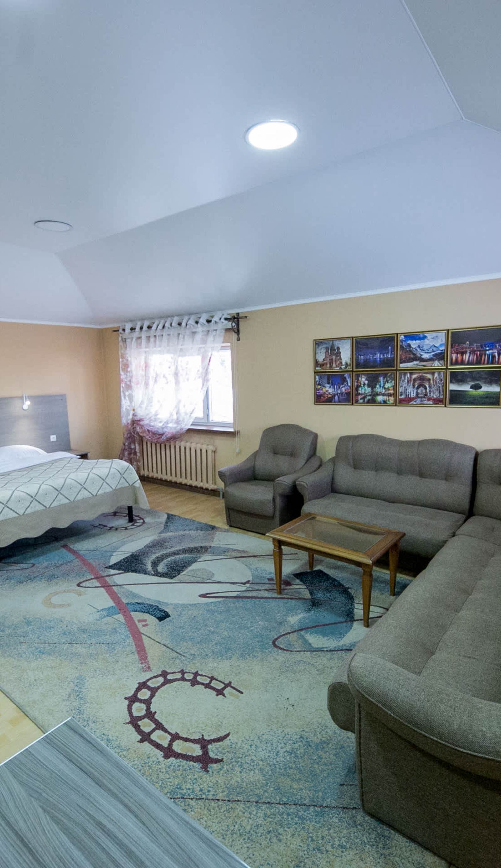 Flagman Hotel