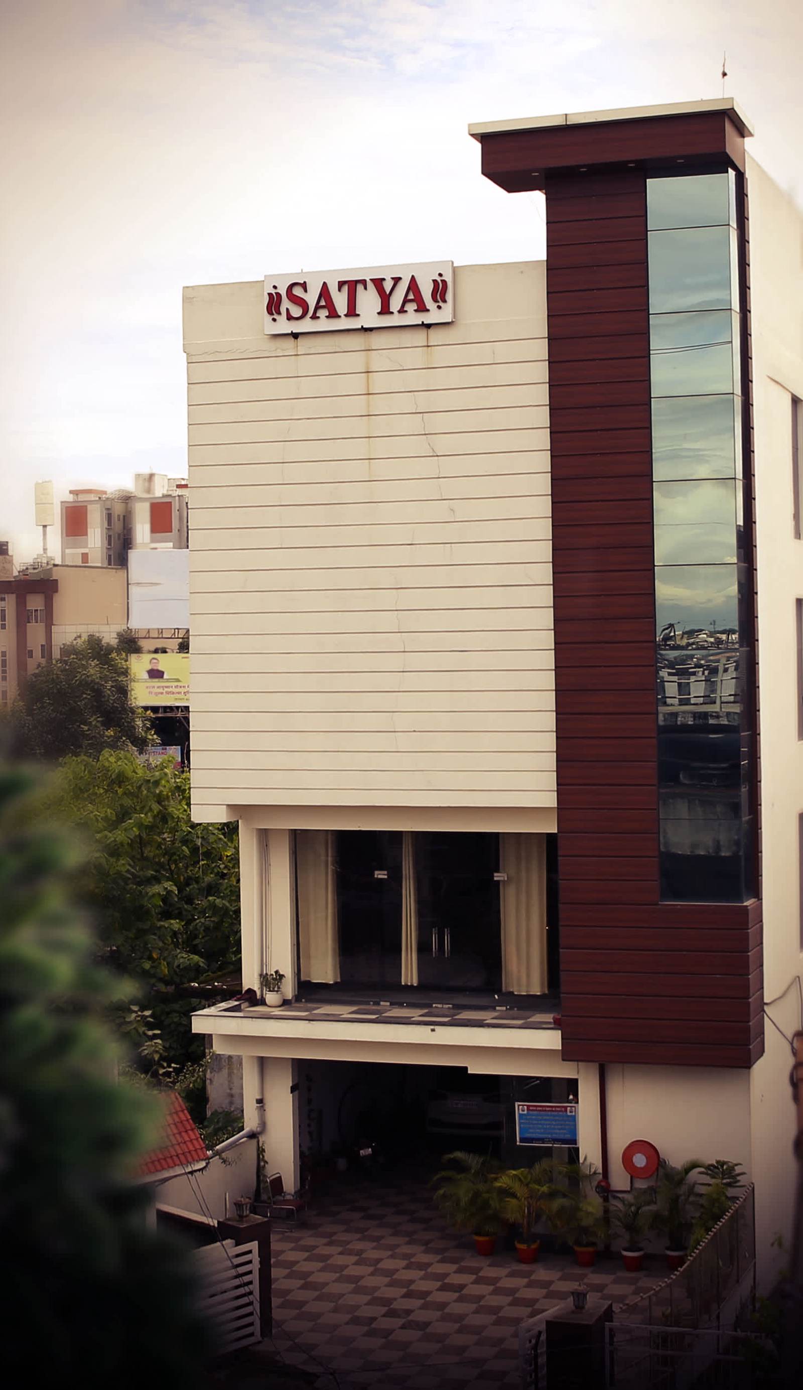Hotel Satya