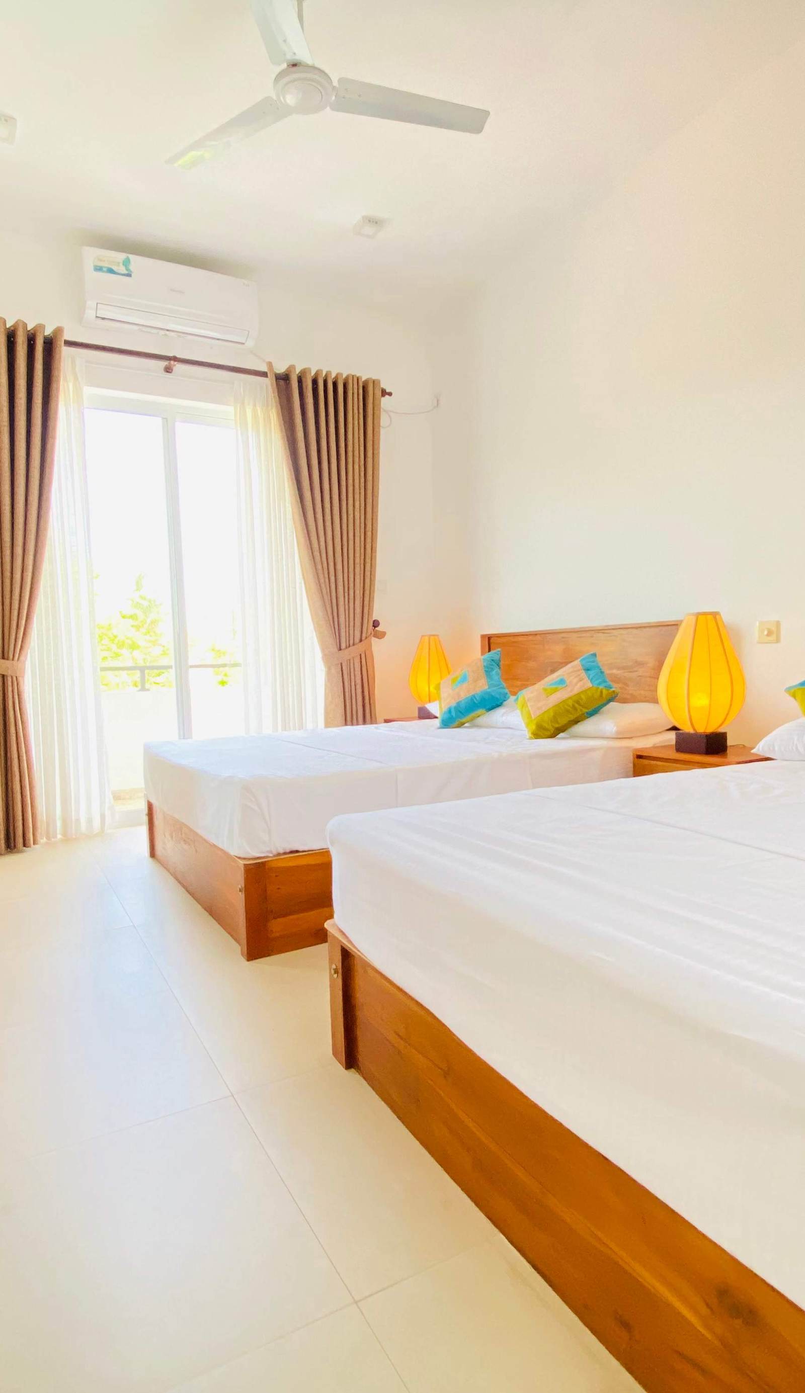Srimadis Villa near Airport/Negombo