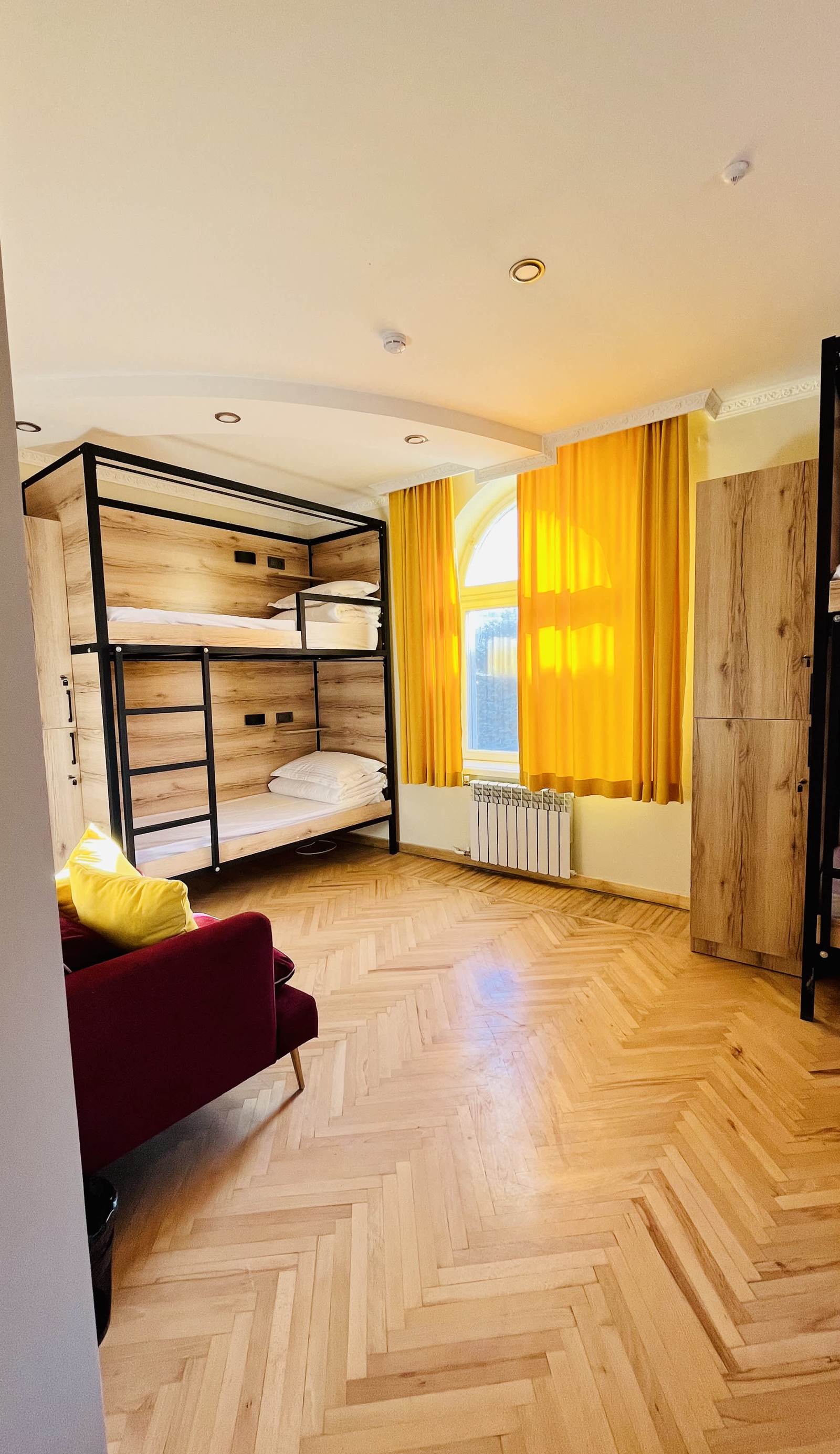 People Guest House