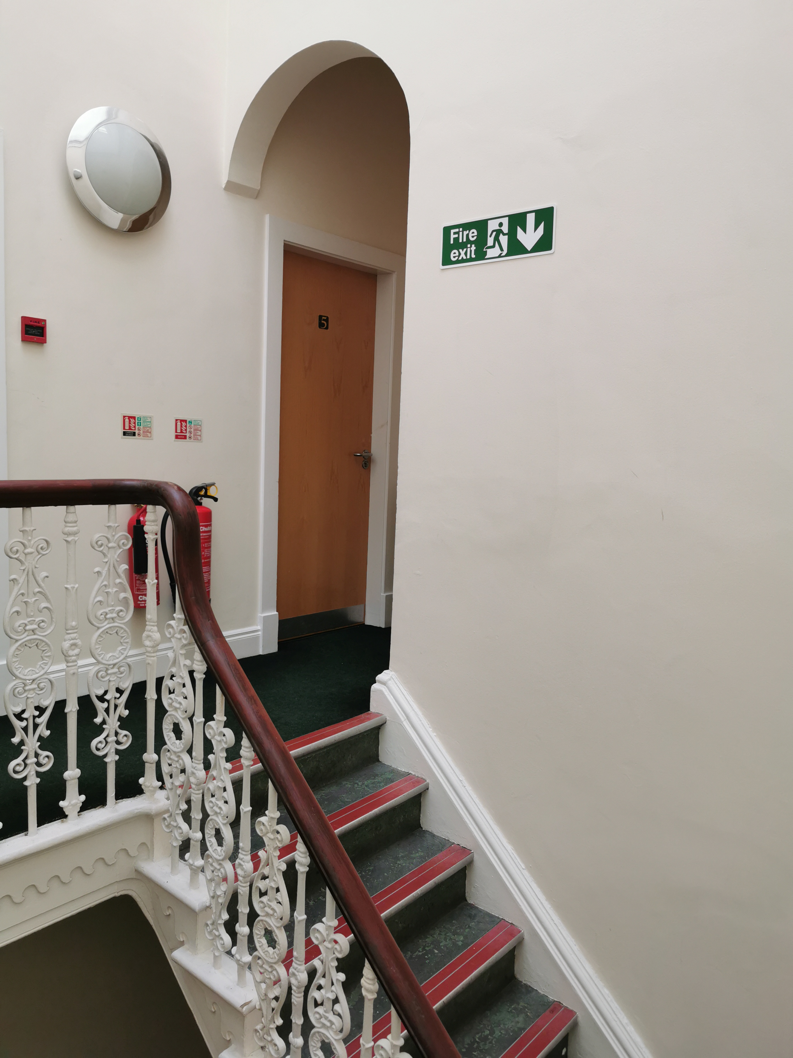 Botanic Avenue Hostel