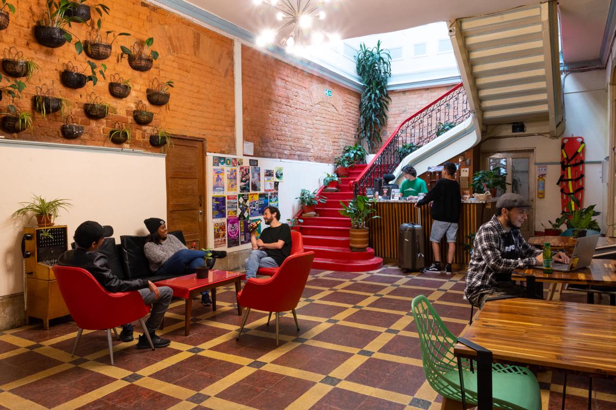 Hostal R10 photo 4