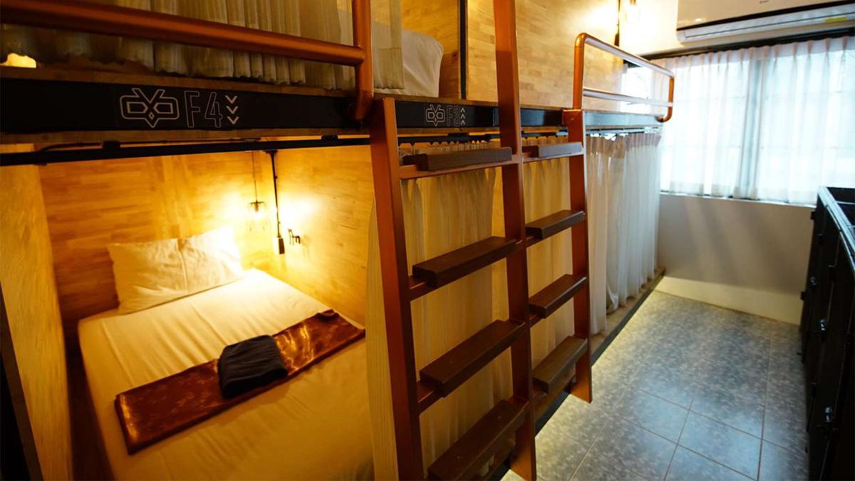 Sleep Owl Hostel DMK Don Mueang Airport photo 2