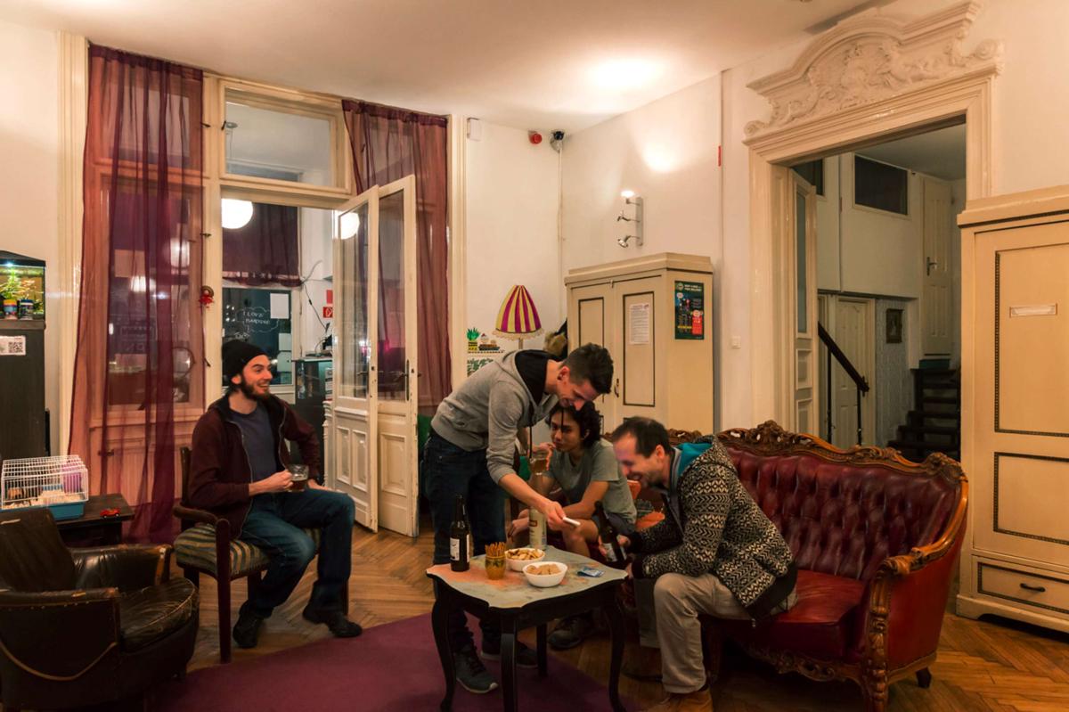 Baroque Hostel & Coworking photo 4