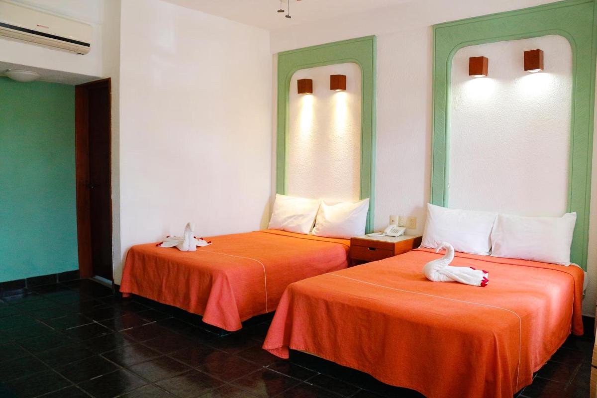 Hotel Careyes Puerto Escondido photo 4