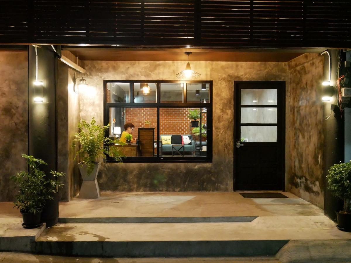 Neat Hostel photo 2
