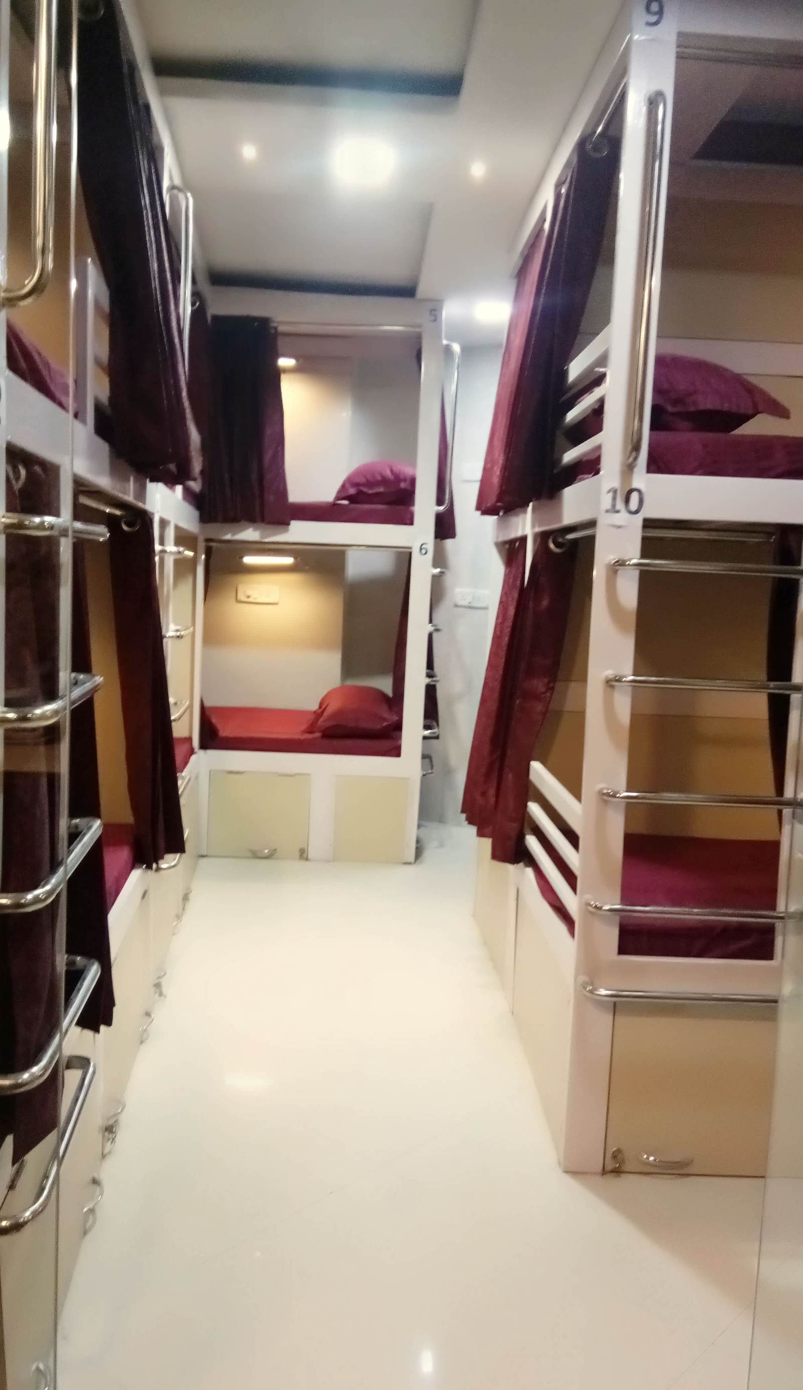 Hotel Parkside Grand Navjyoti