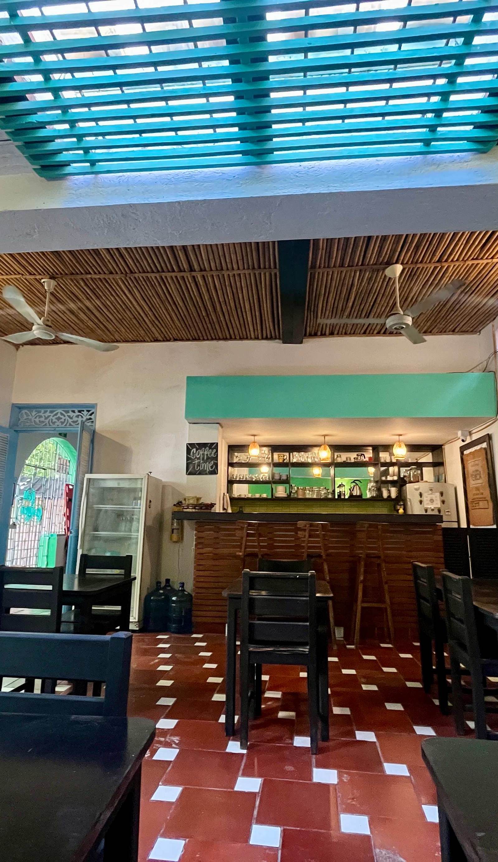 Sana Mar Hostel & Eco-Café