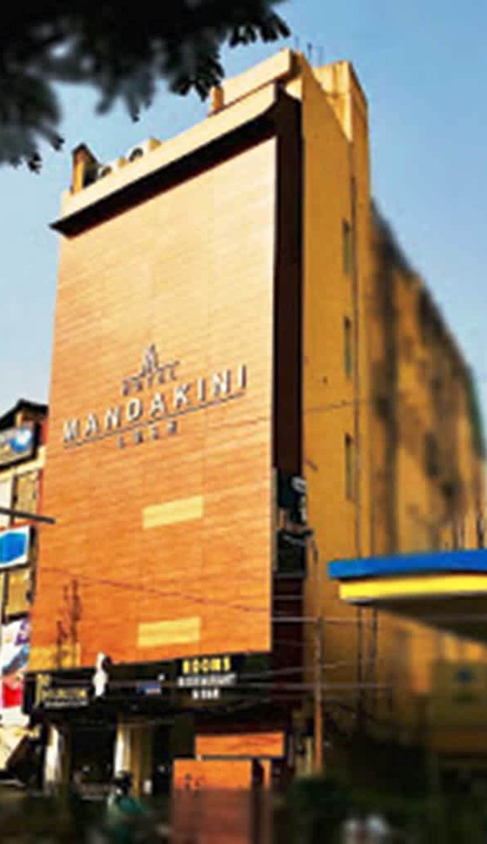 Hotel Mandakini Lush