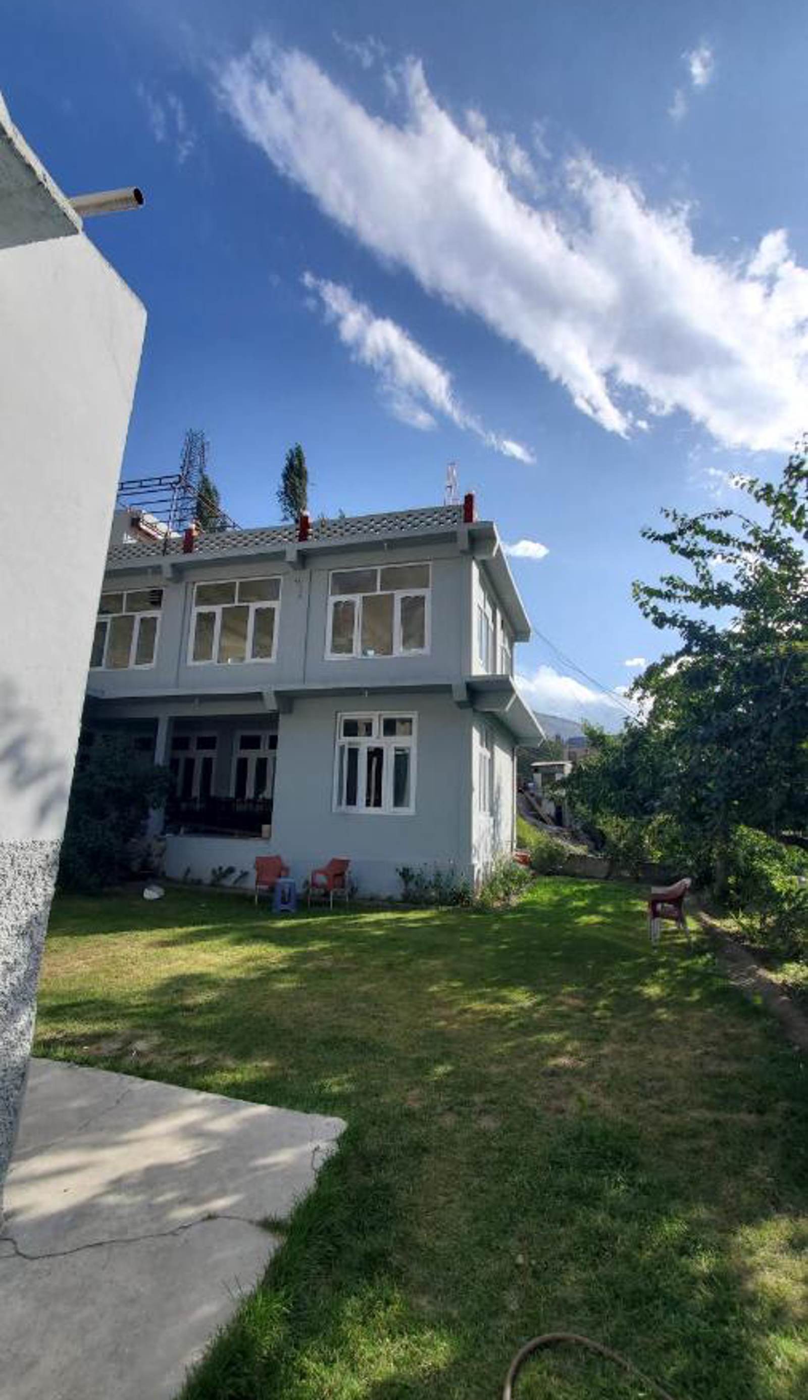 Ultar House