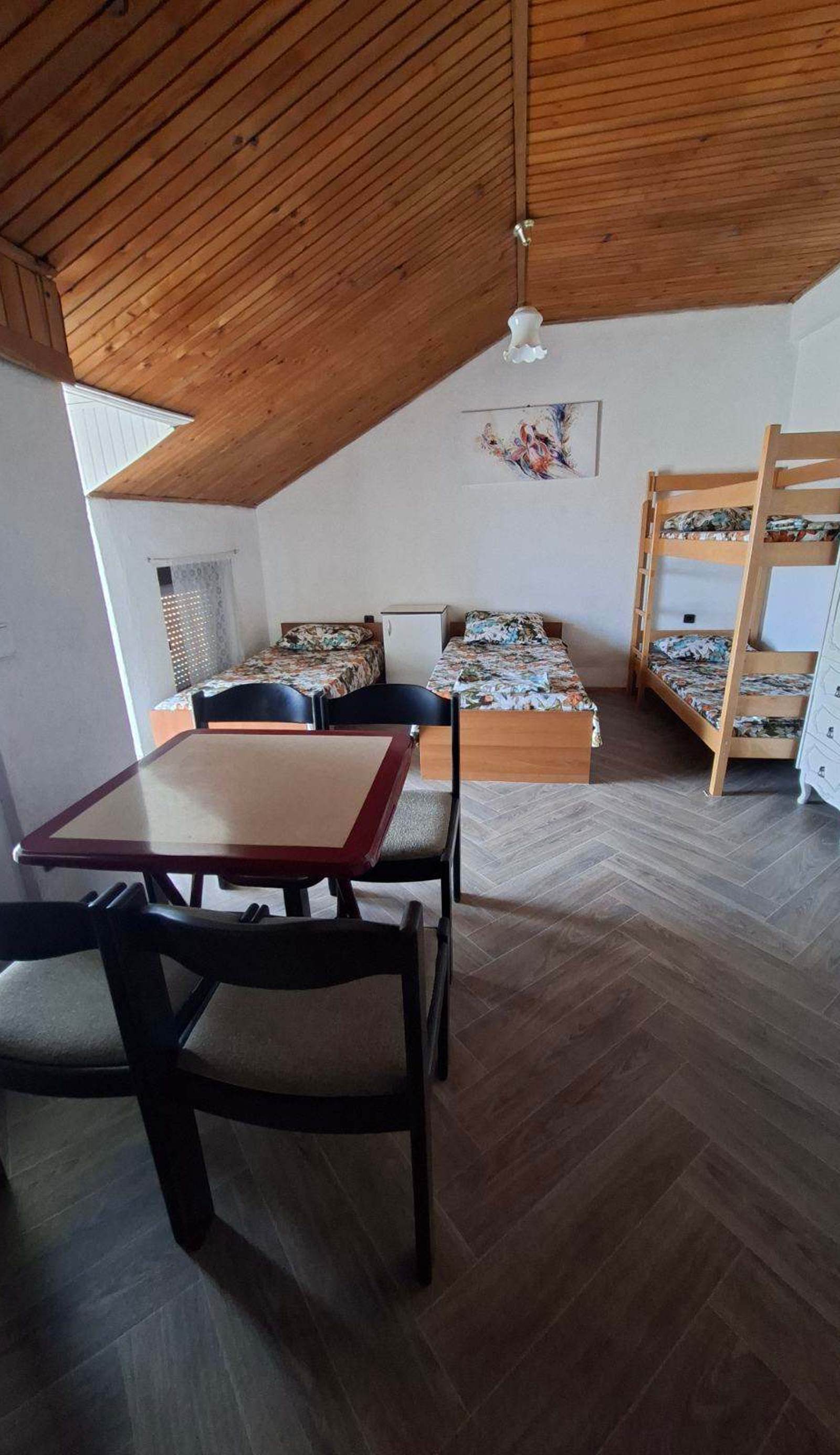 Valentin Apartments and Rooms