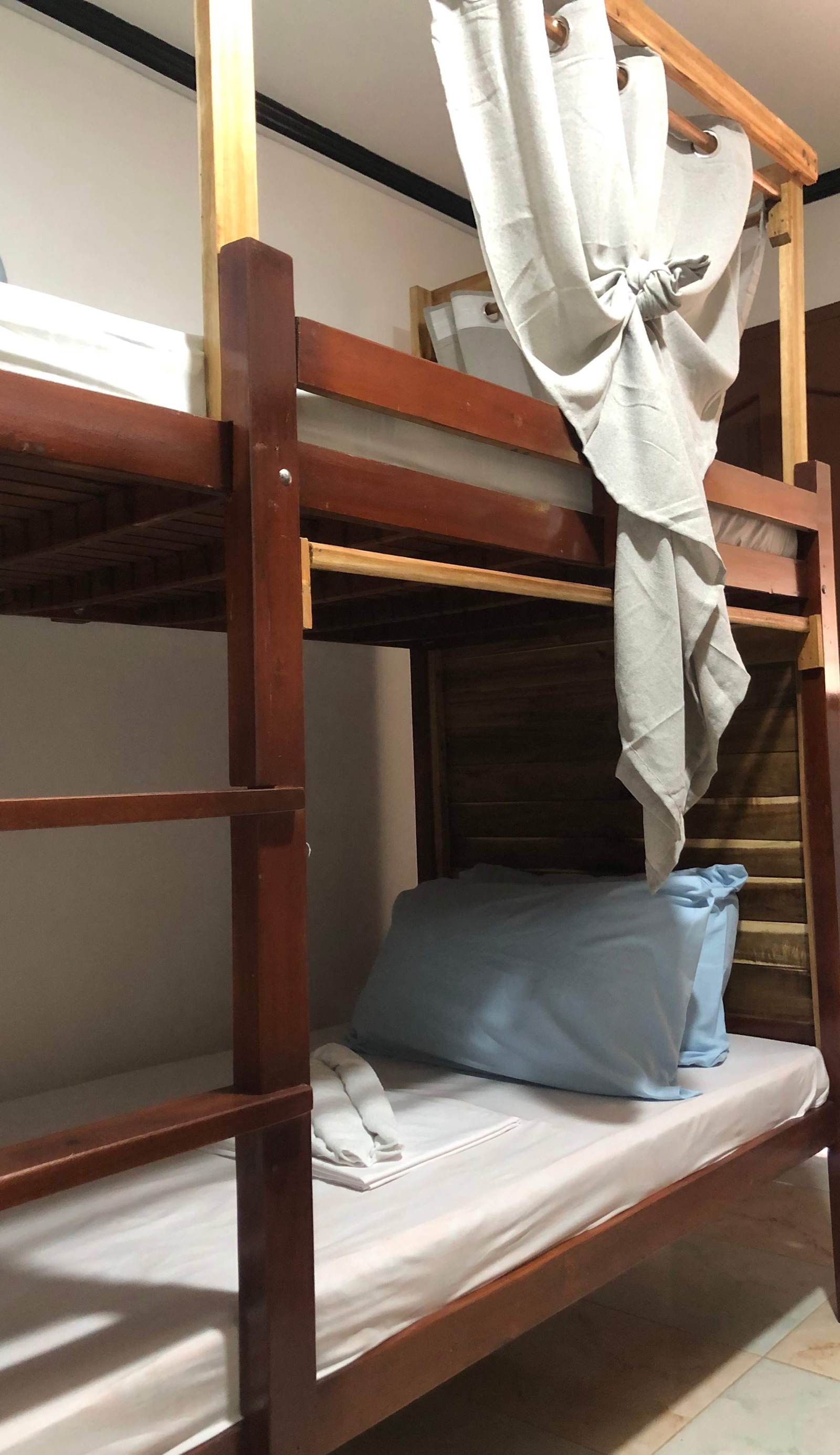 Hello Hostel